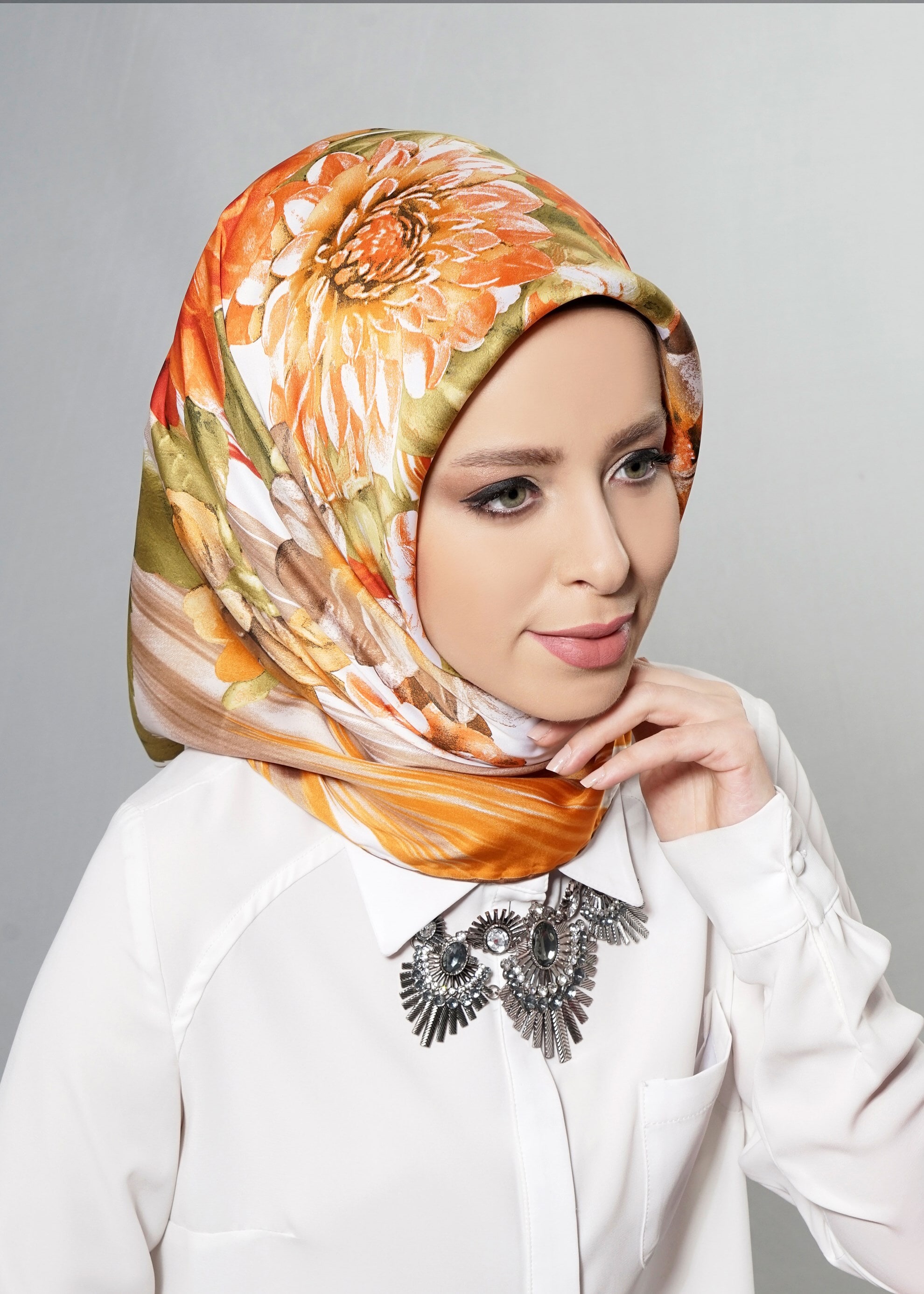 Tesettür giyim BEJ 12607 ALVİNA DESENLİ EŞARP