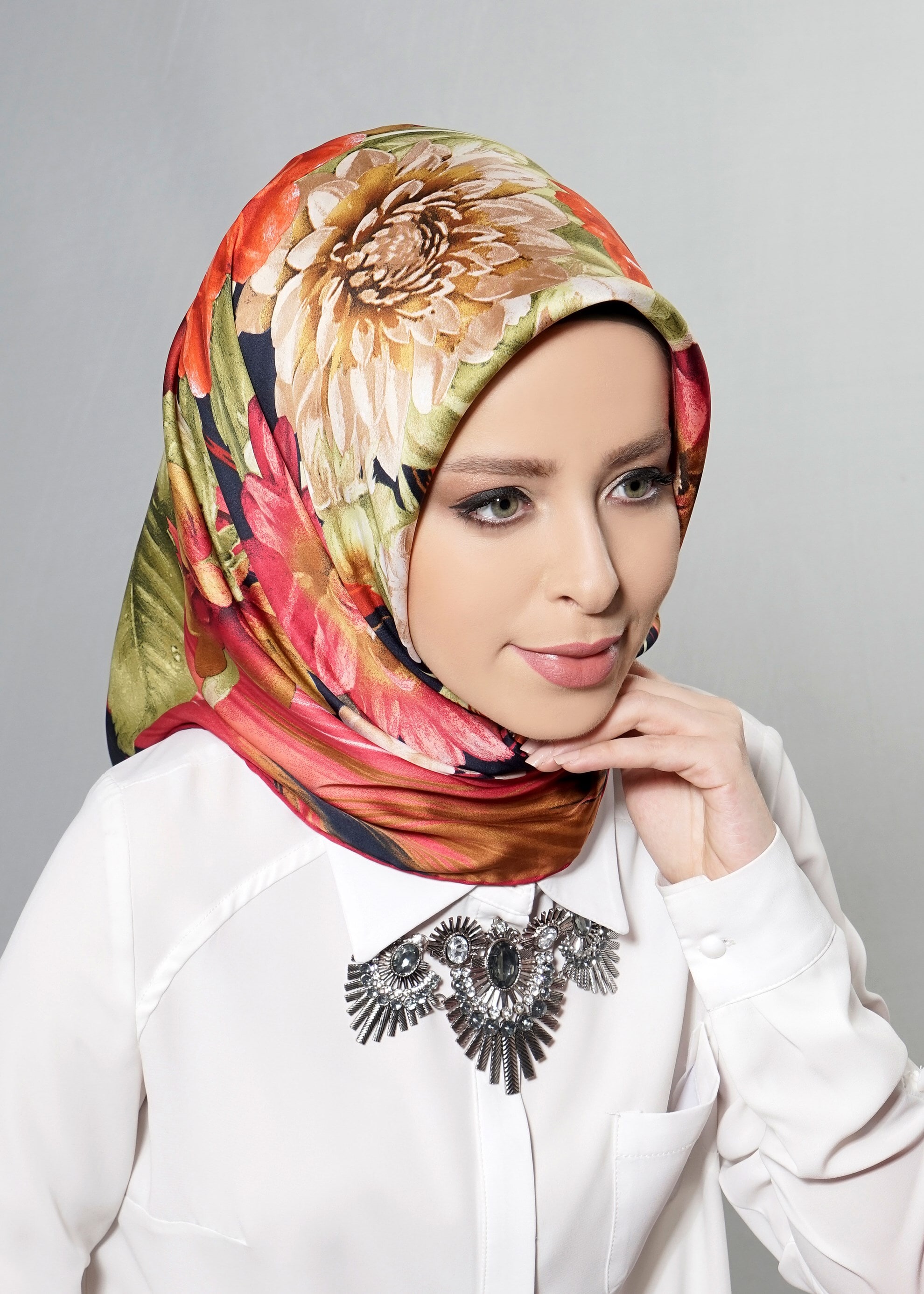 Tesettür giyim LACİVERT 12607 ALVİNA DESENLİ EŞARP