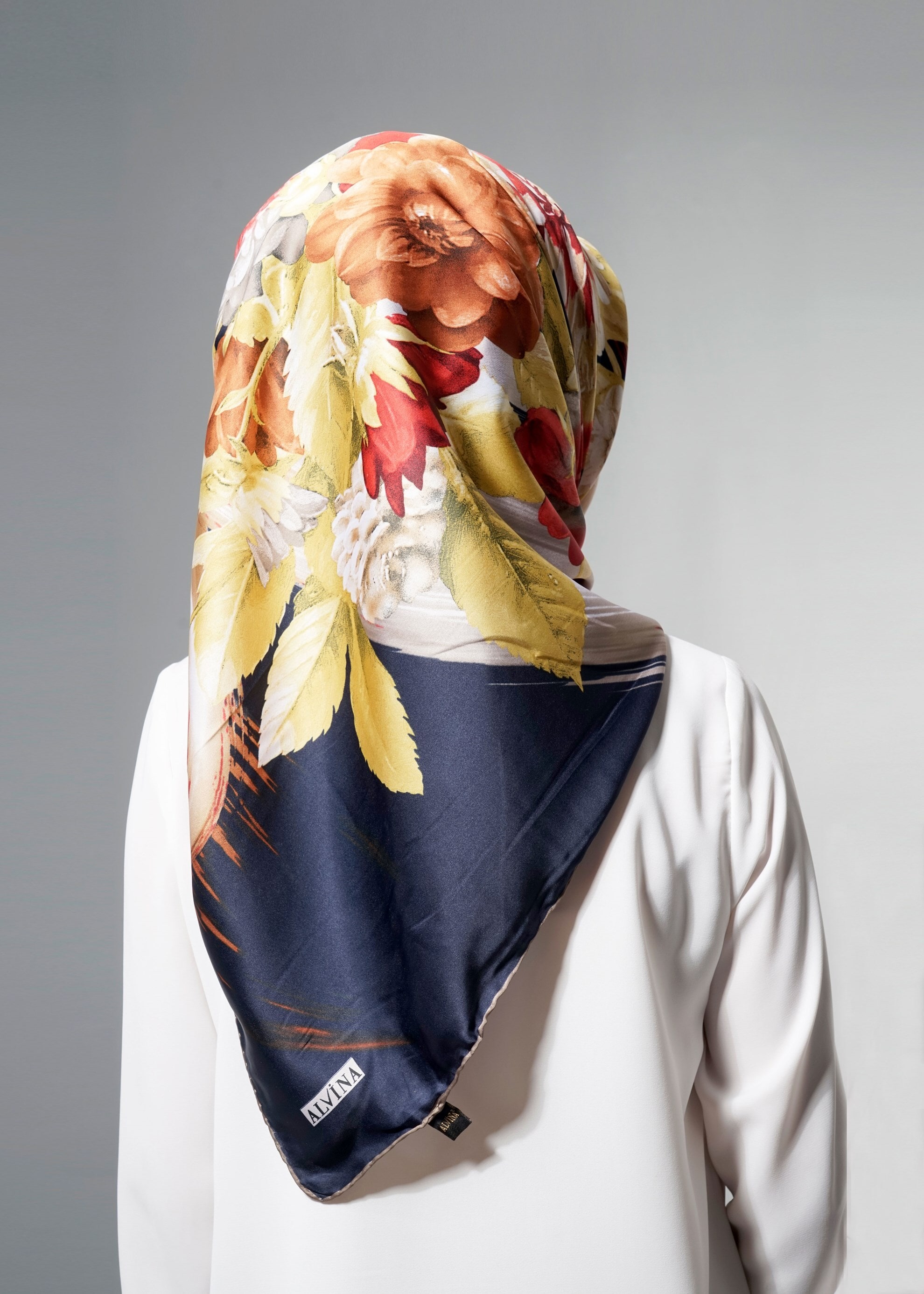 Tesettür giyim LACİVERT 12607 ALVİNA DESENLİ EŞARP