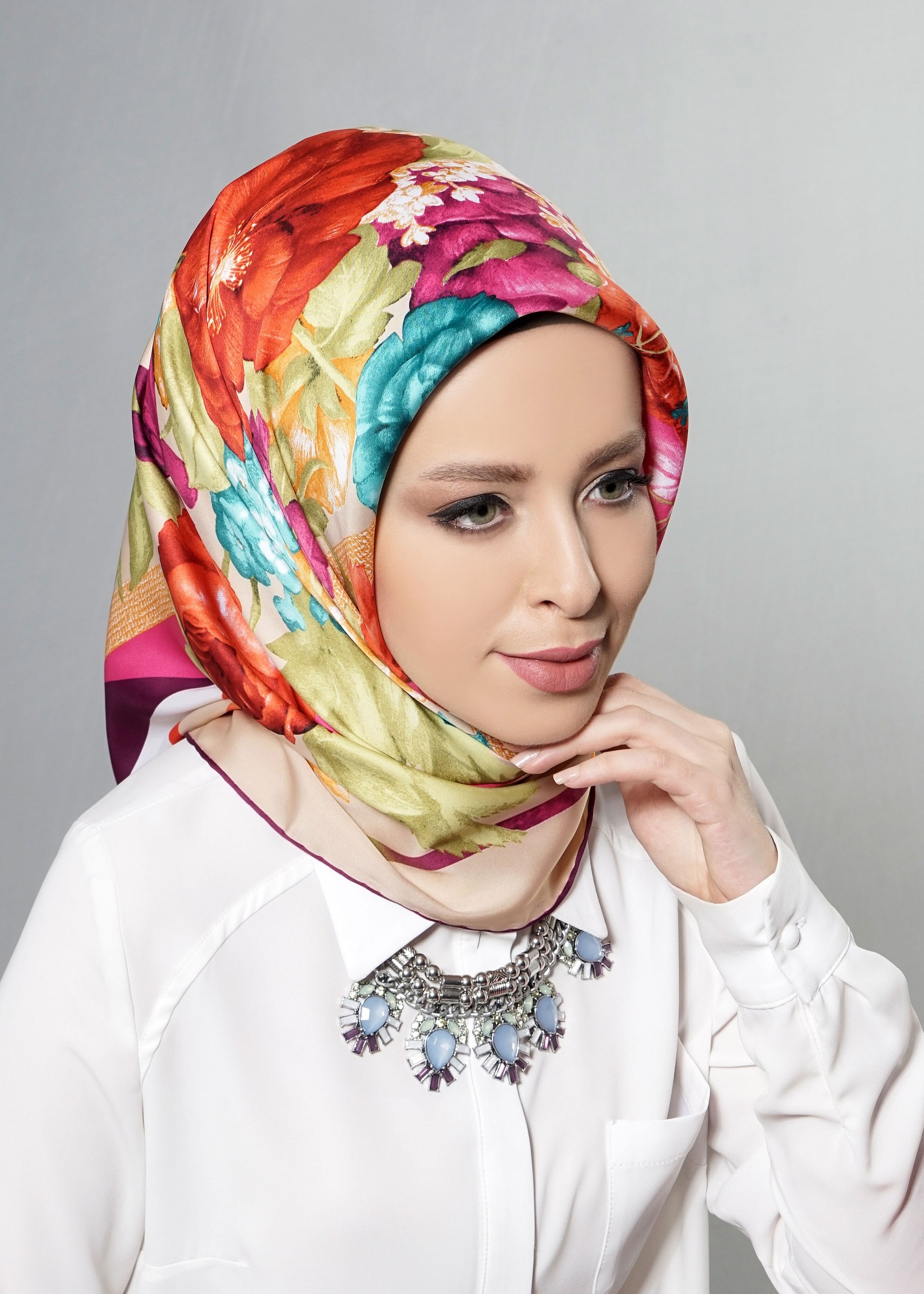 Tesettür giyim BEJ 12608 ALVİNA DESENLİ EŞARP