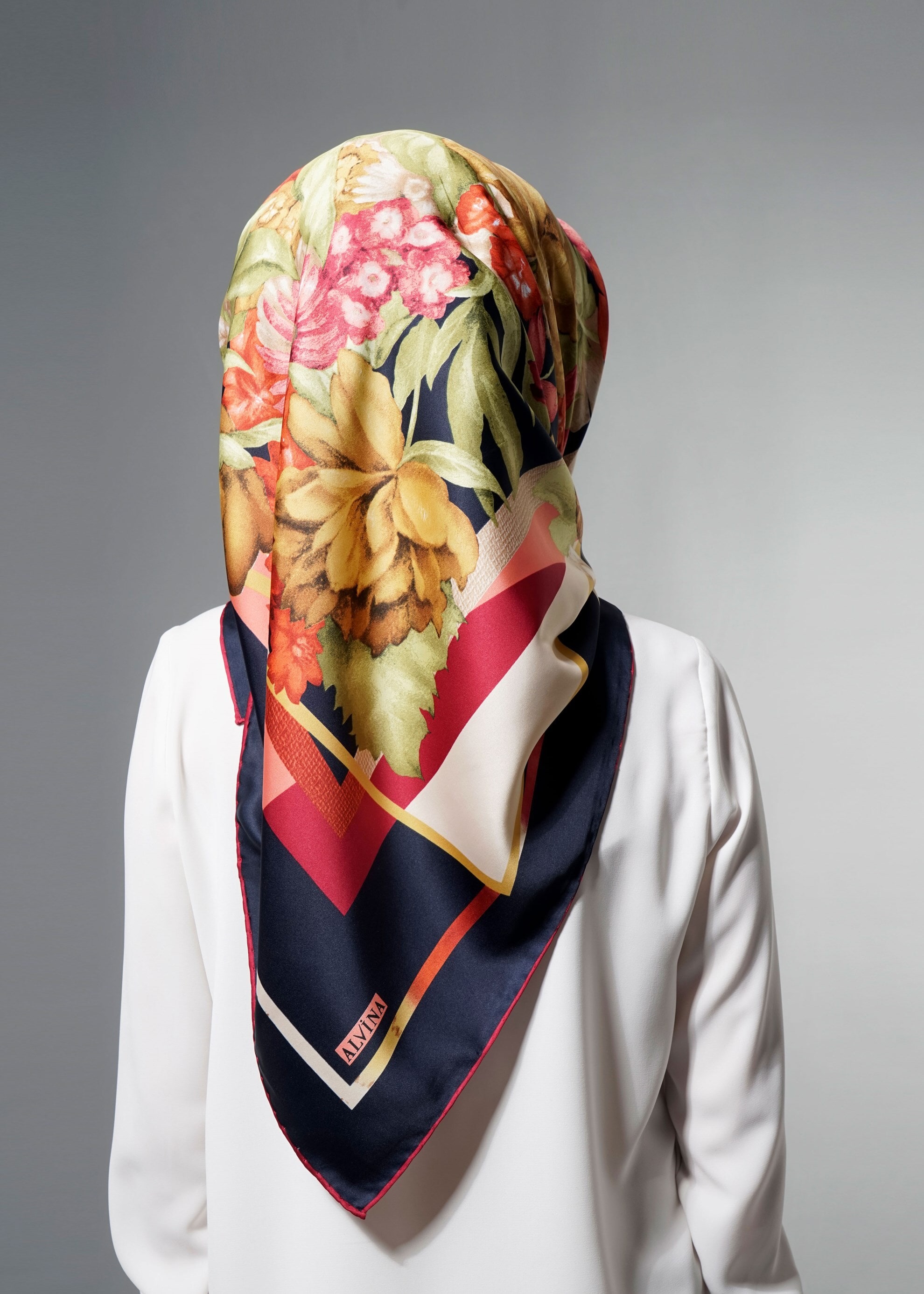 Tesettür giyim LACİVERT 12608 ALVİNA DESENLİ EŞARP