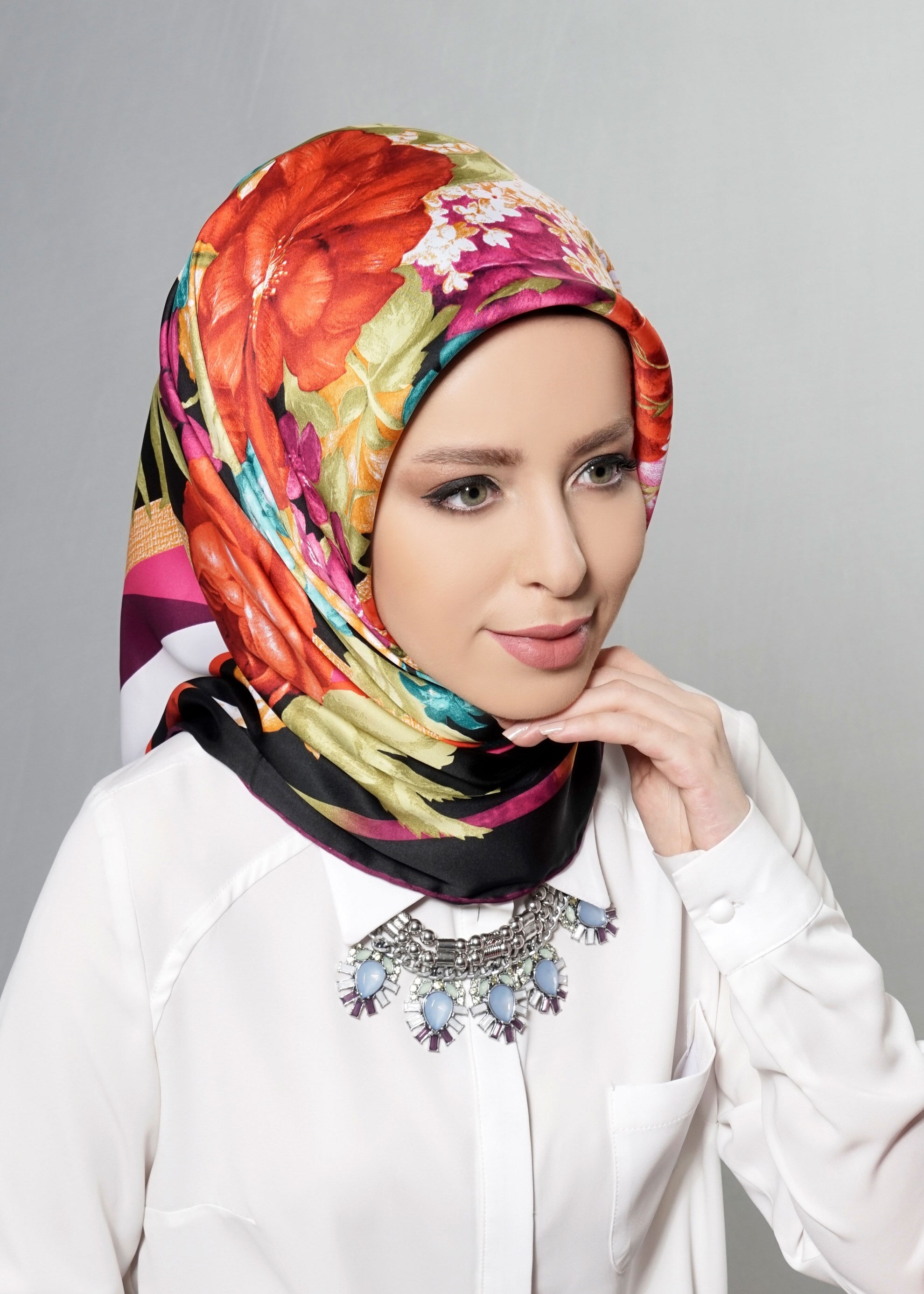 Tesettür giyim SİYAH 12608 ALVİNA DESENLİ EŞARP