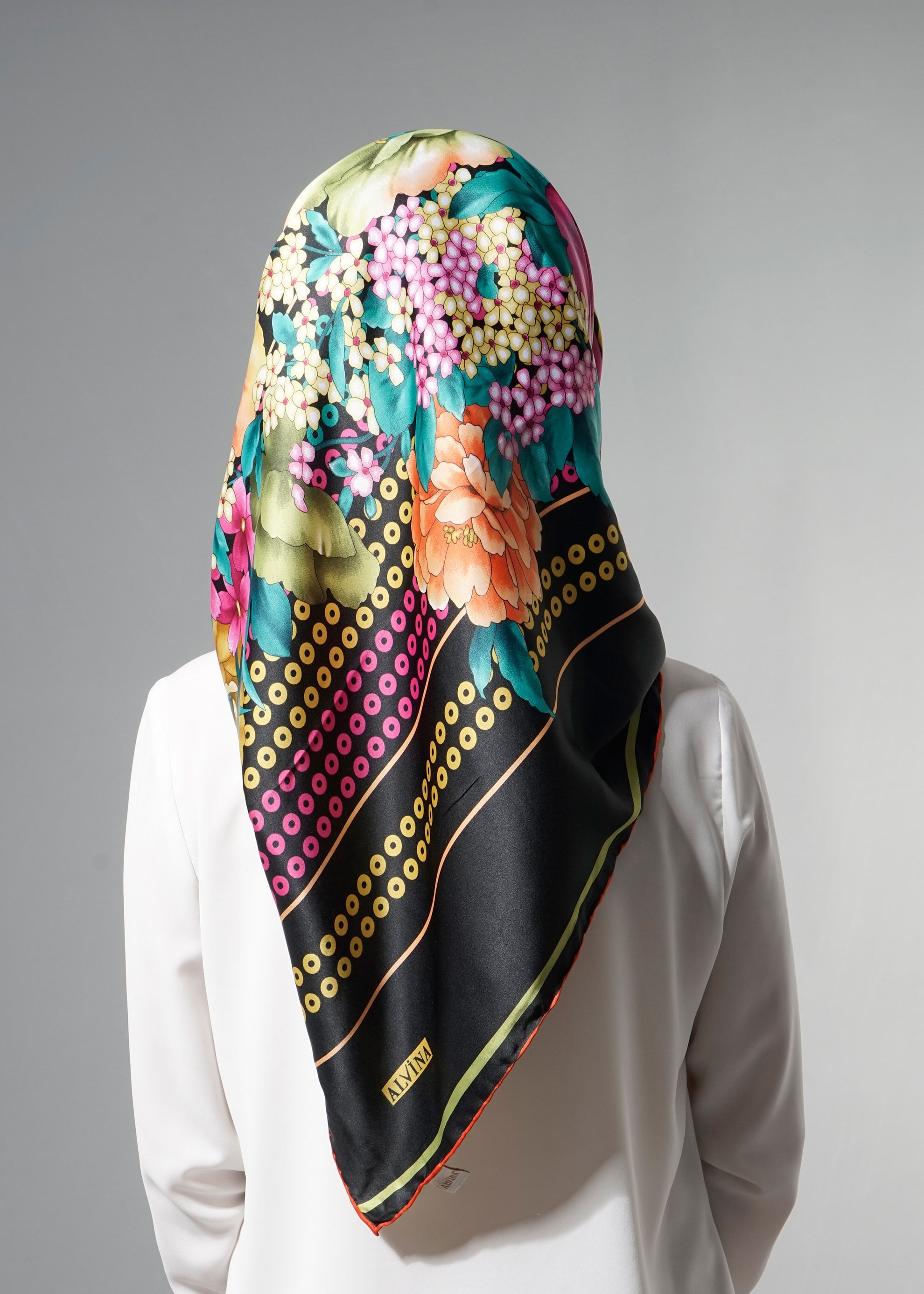 Tesettür giyim SİYAH 12620 ALVİNA DESENLİ EŞARP