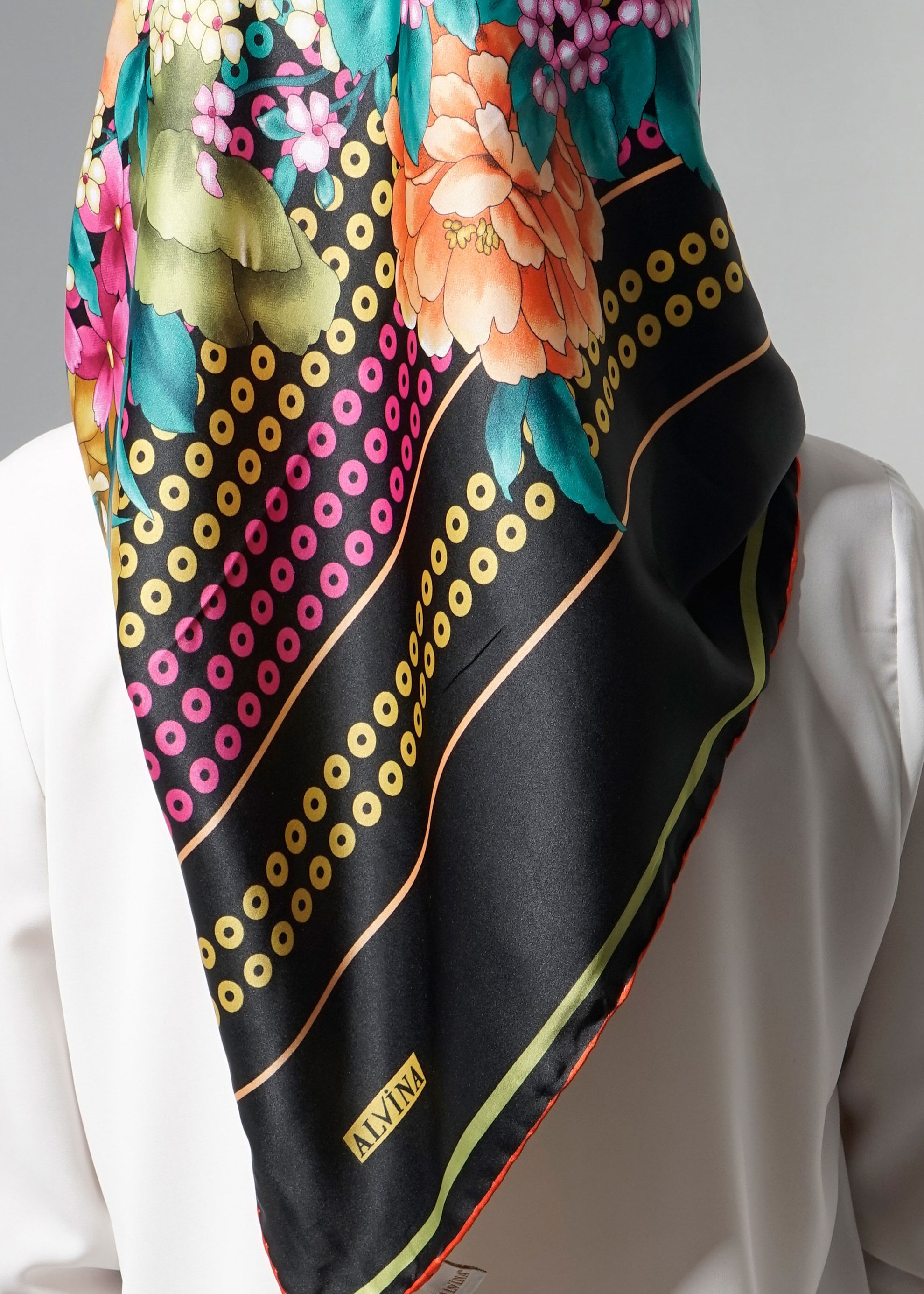 Tesettür giyim SİYAH 12620 ALVİNA DESENLİ EŞARP