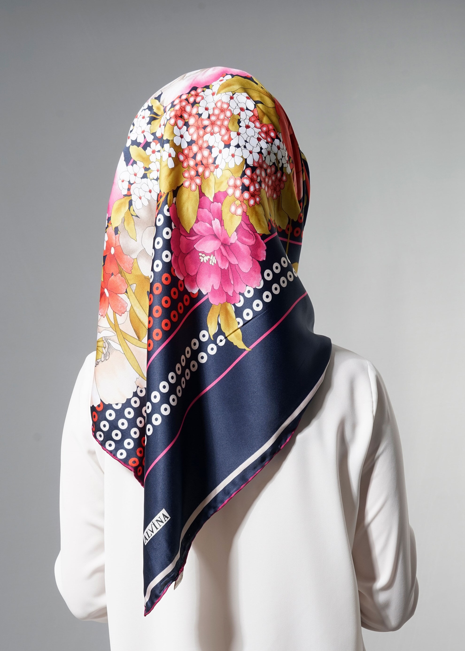 Tesettür giyim LACİVERT 12620 ALVİNA DESENLİ EŞARP