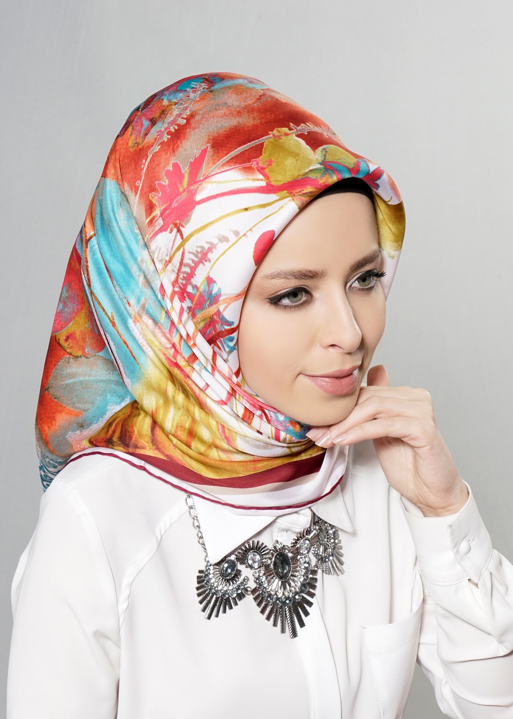 Tesettür giyim BEJ 12621 ALVİNA DESENLİ EŞARP