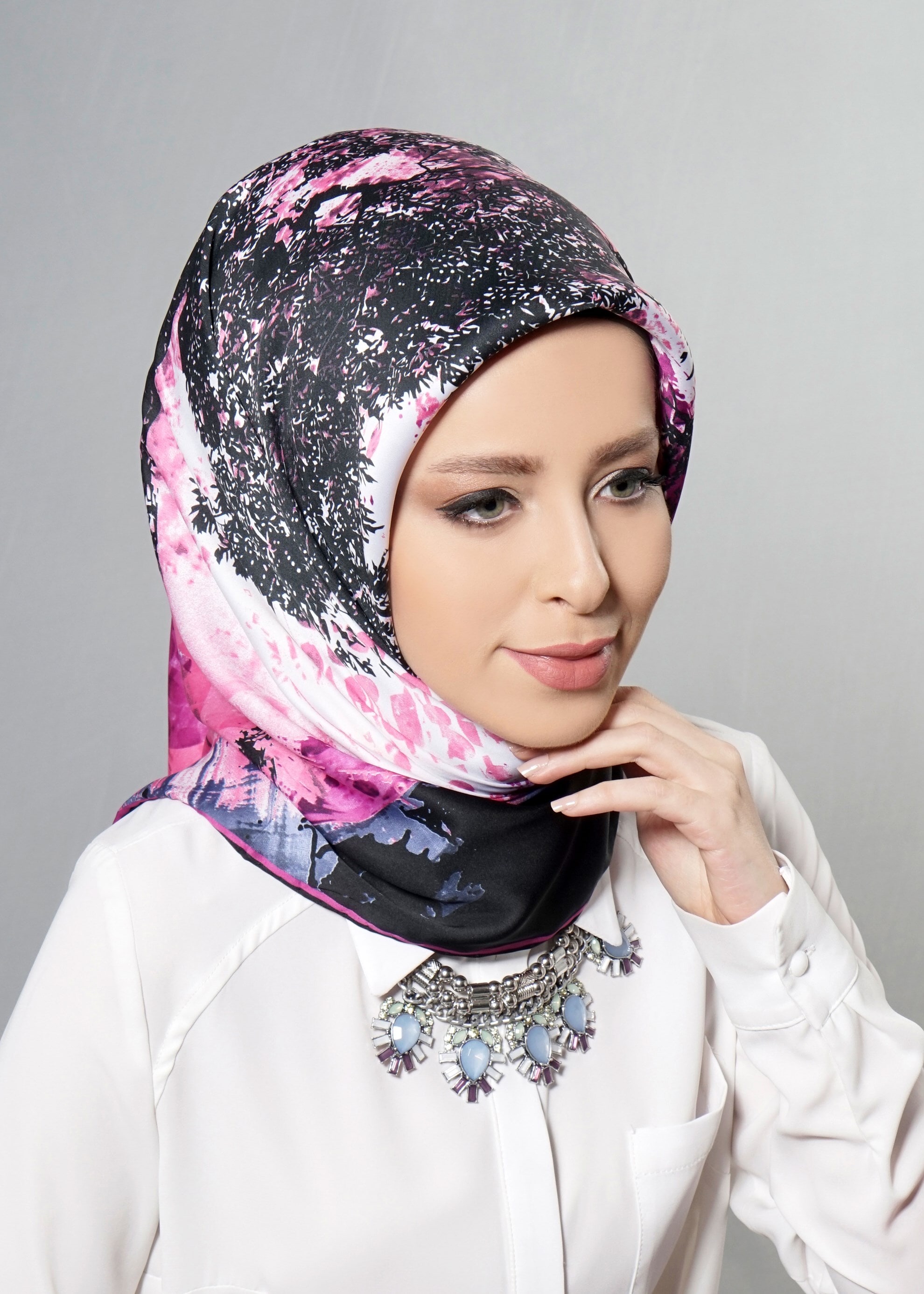 Tesettür giyim LACİVERT 11269 ALVİNA DESENLİ EŞARP