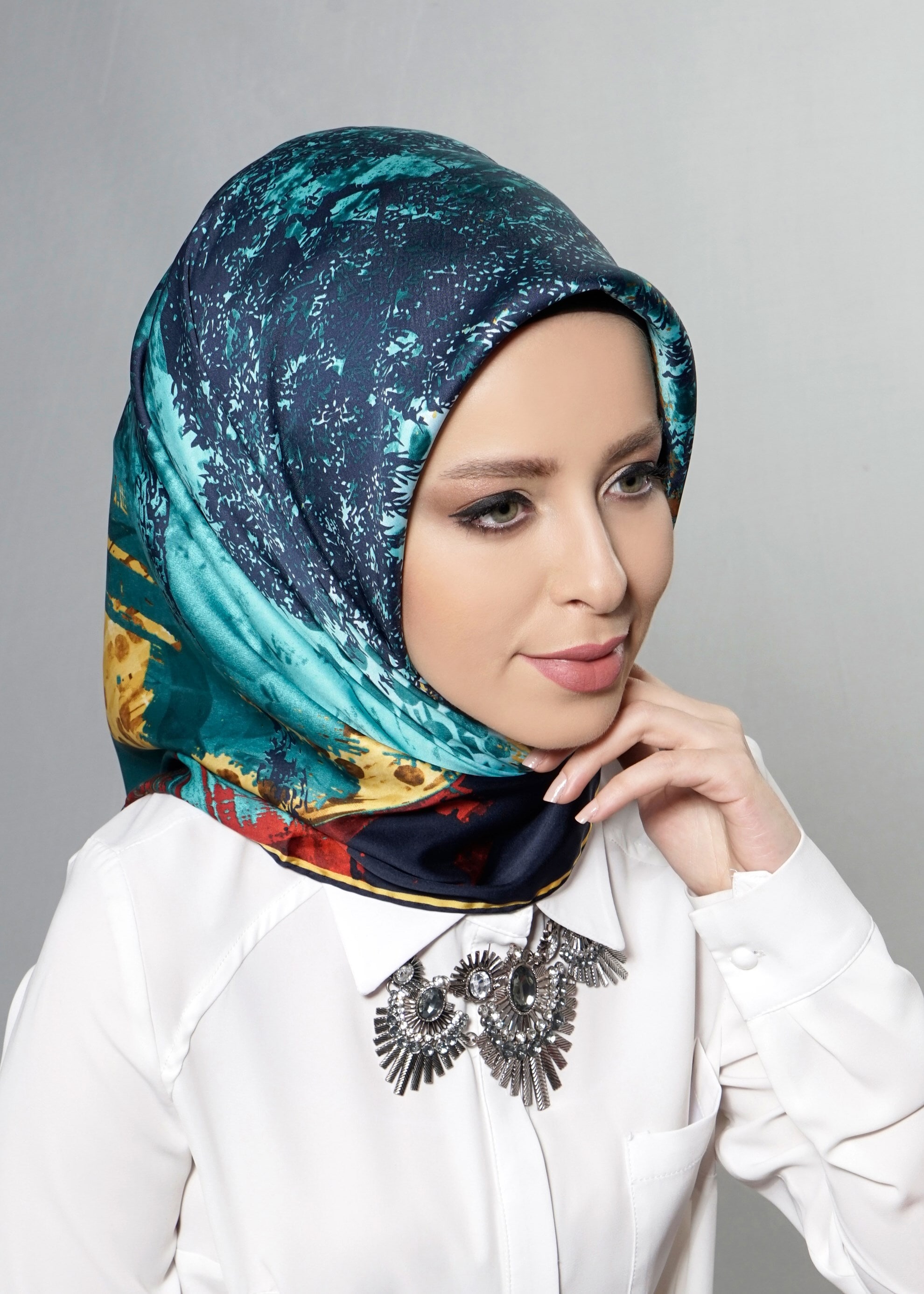 Tesettür giyim BORDO 11269 ALVİNA DESENLİ EŞARP