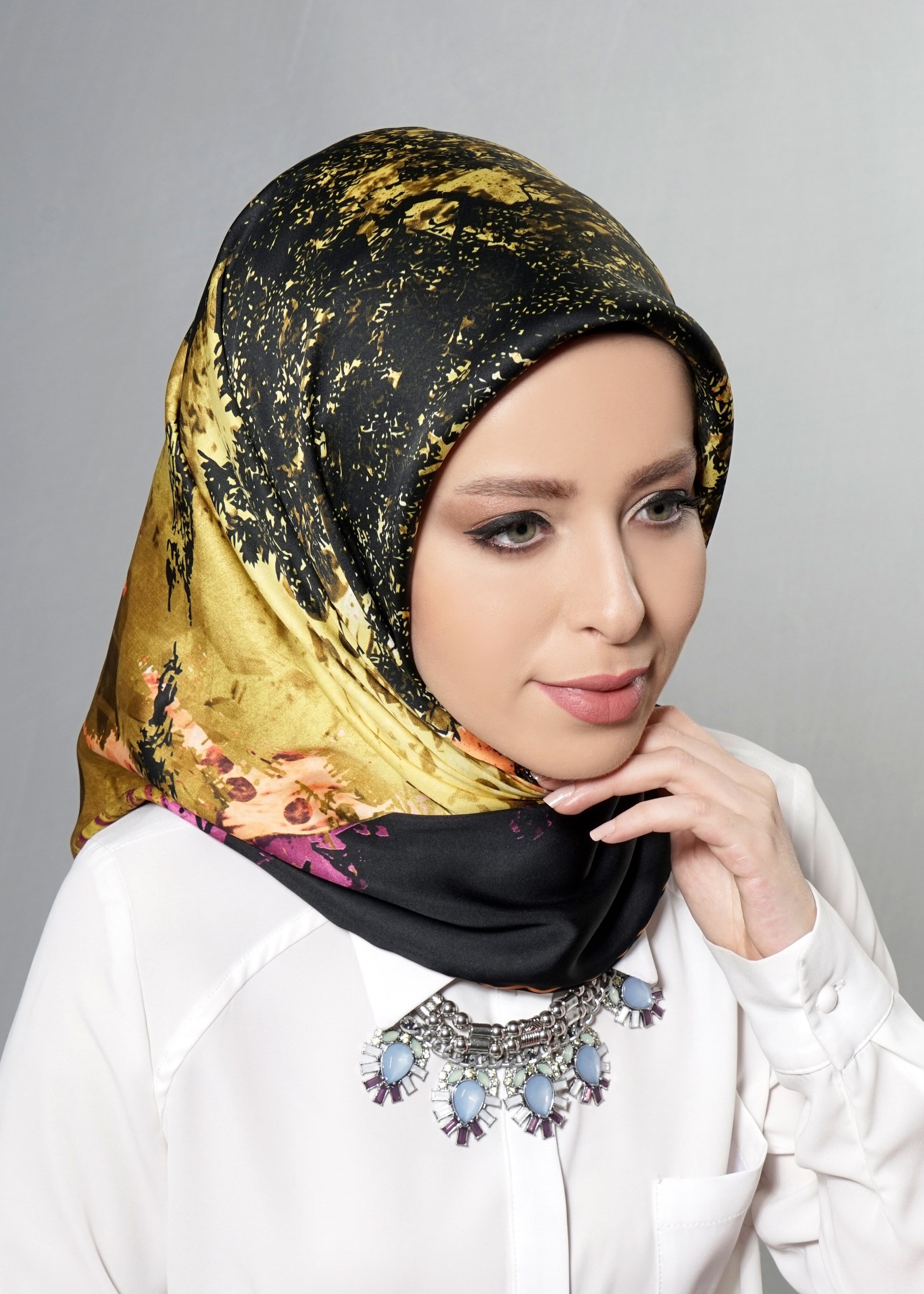 Tesettür giyim HAKİ 11269 ALVİNA DESENLİ EŞARP