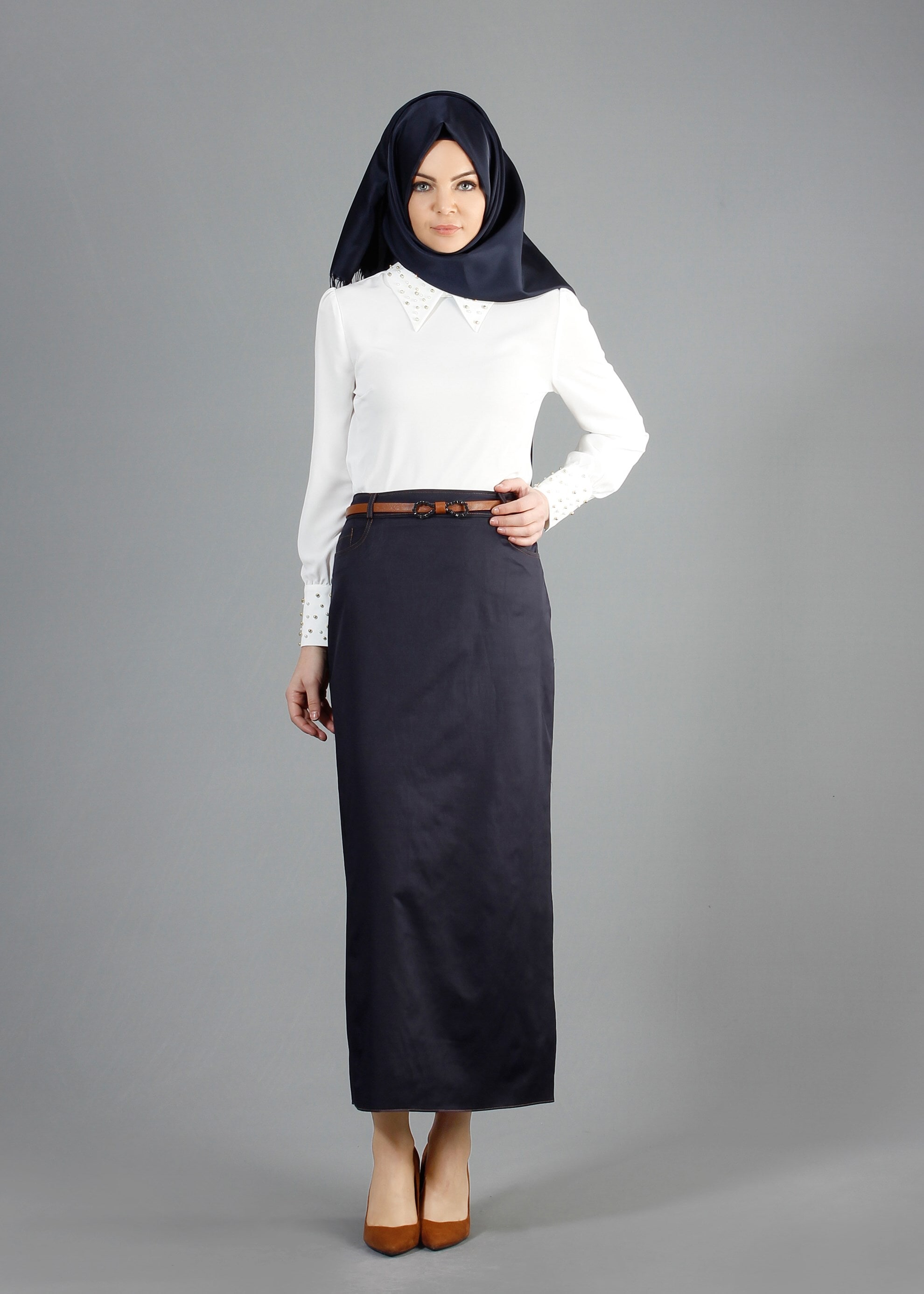 Tesettür giyim LACİVERT CEP DETAYLI DÜZ KESİM ETEK 6835