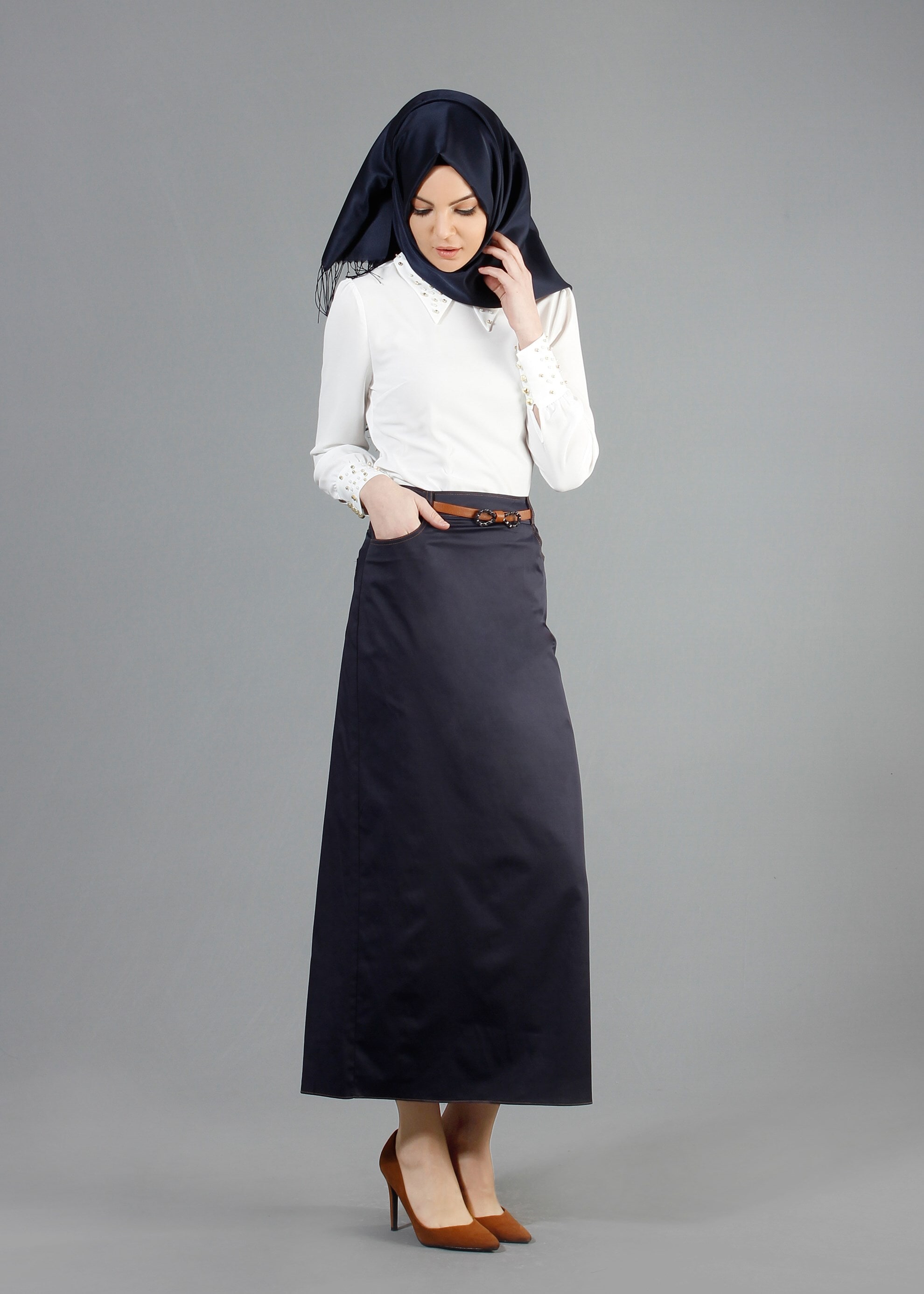 Tesettür giyim LACİVERT CEP DETAYLI DÜZ KESİM ETEK 6835