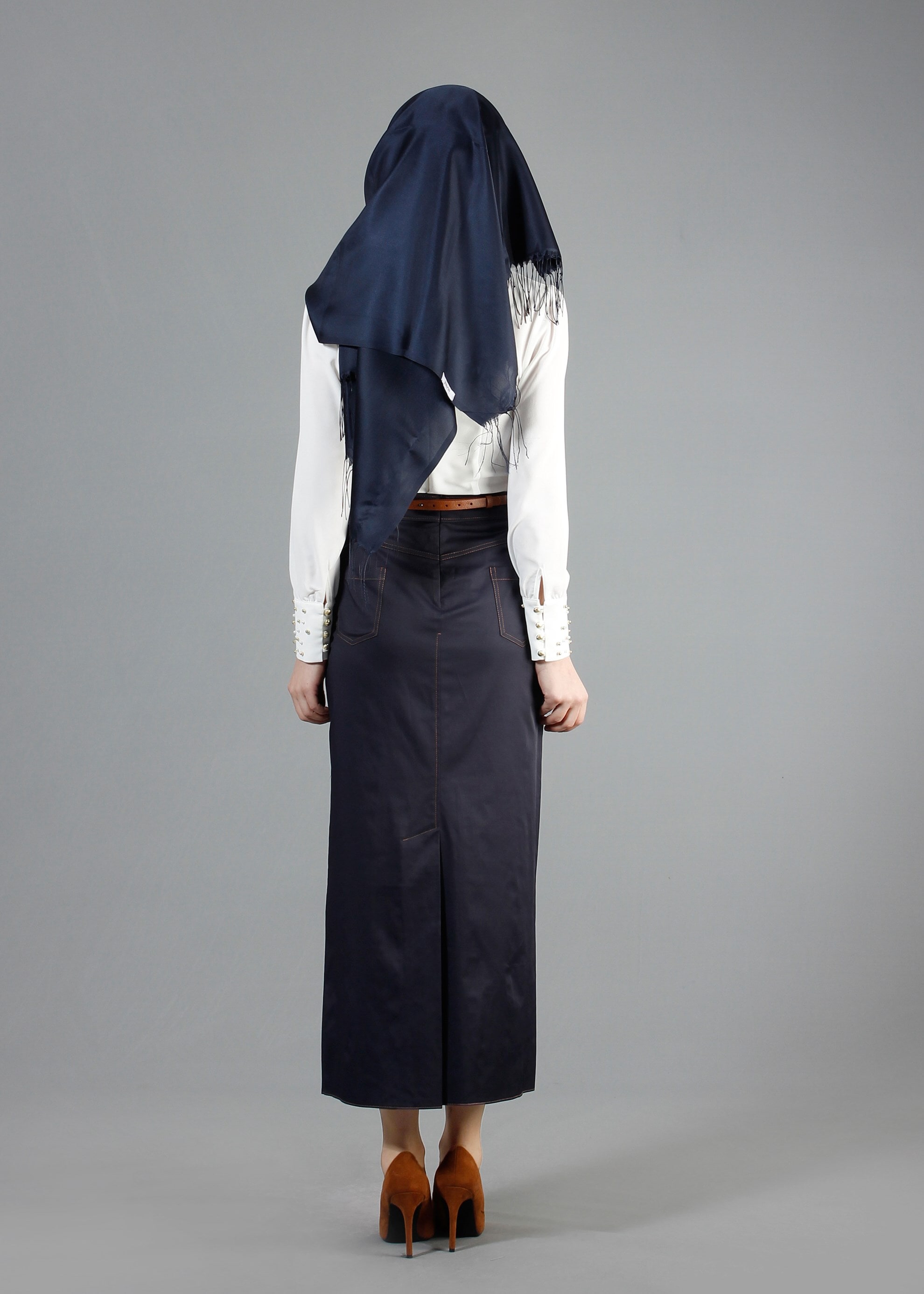 Tesettür giyim LACİVERT CEP DETAYLI DÜZ KESİM ETEK 6835