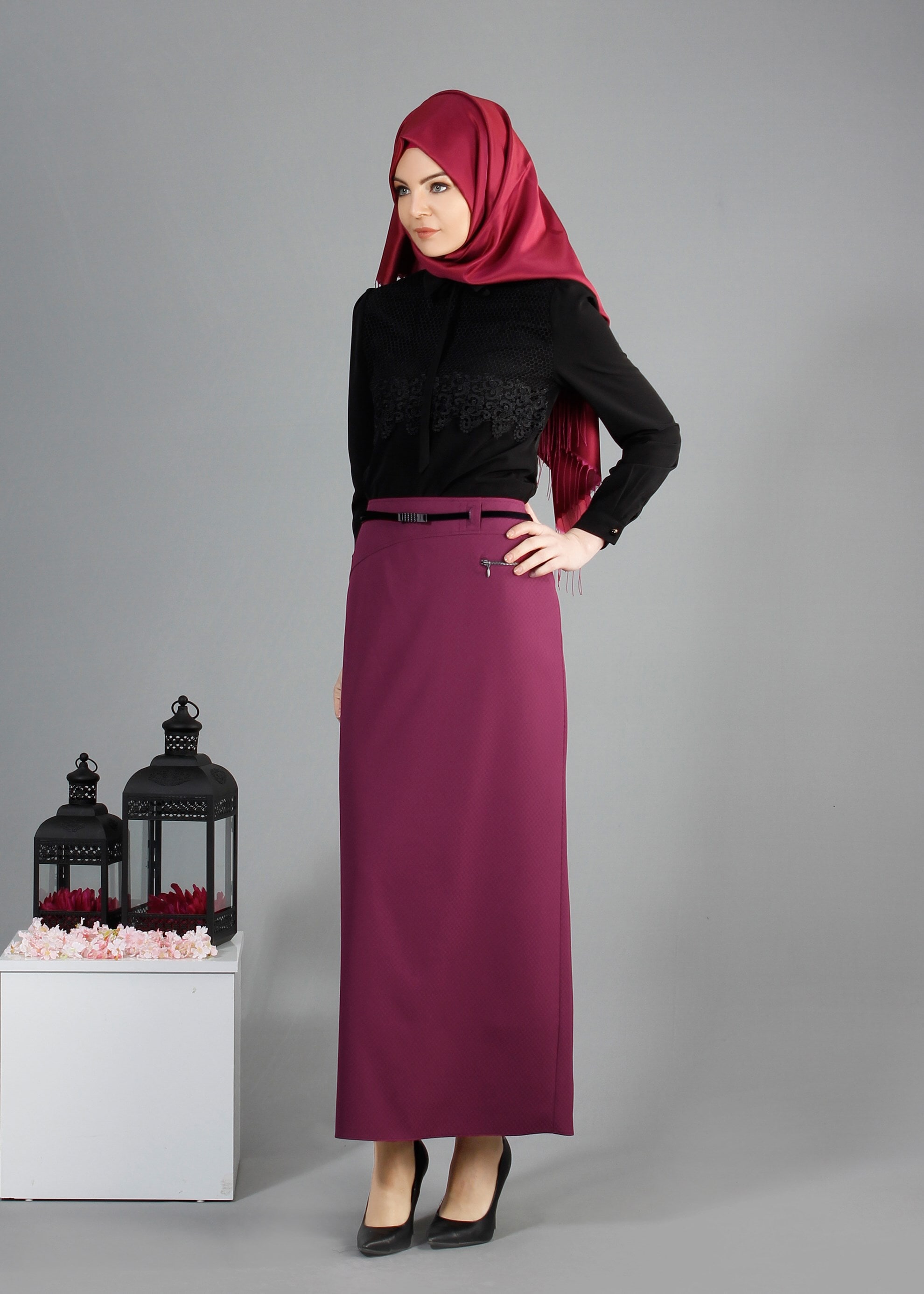 Tesettür giyim MOR FERMUAR DETAYLI DÜZ KESİM ETEK 6842