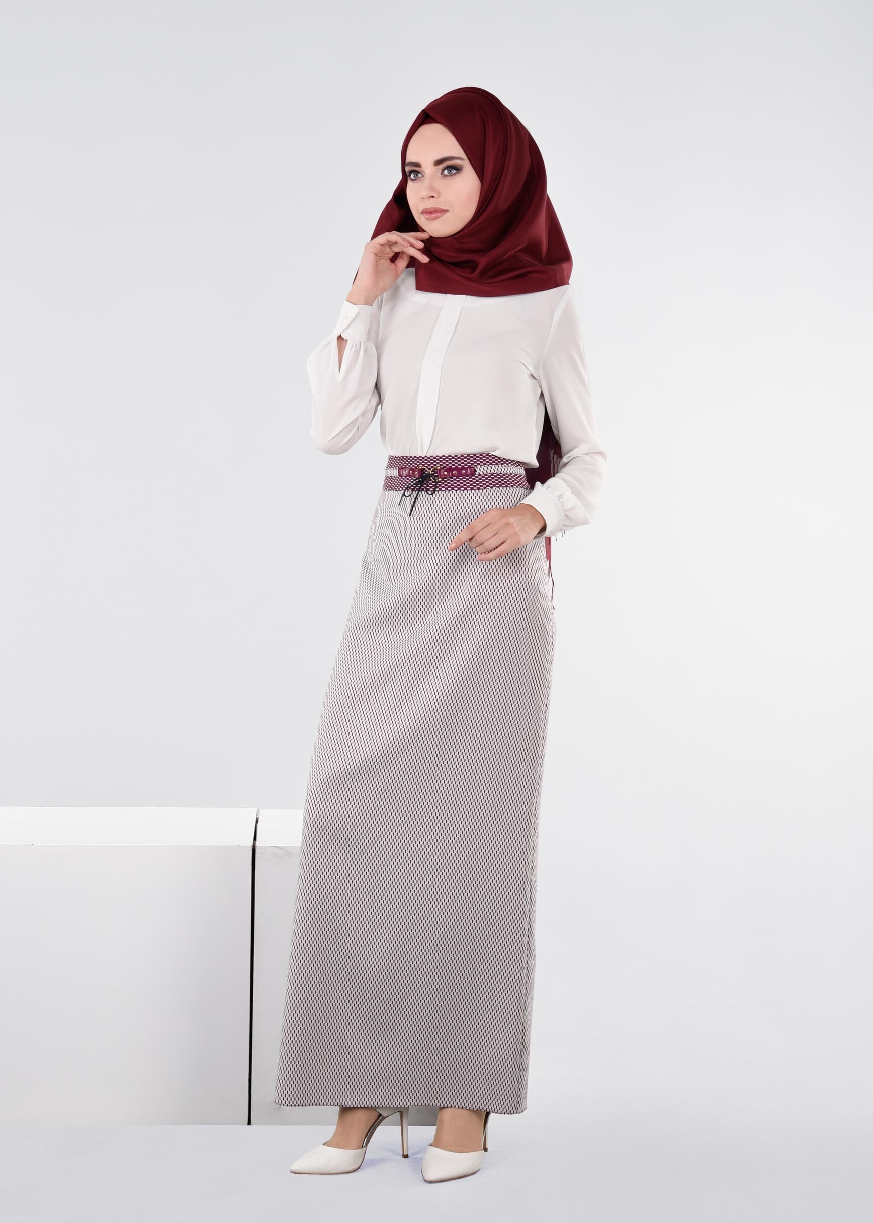 Tesettür giyim FUŞYA DESENLİ GİZLİ YIRTMAÇLI ETEK 6844