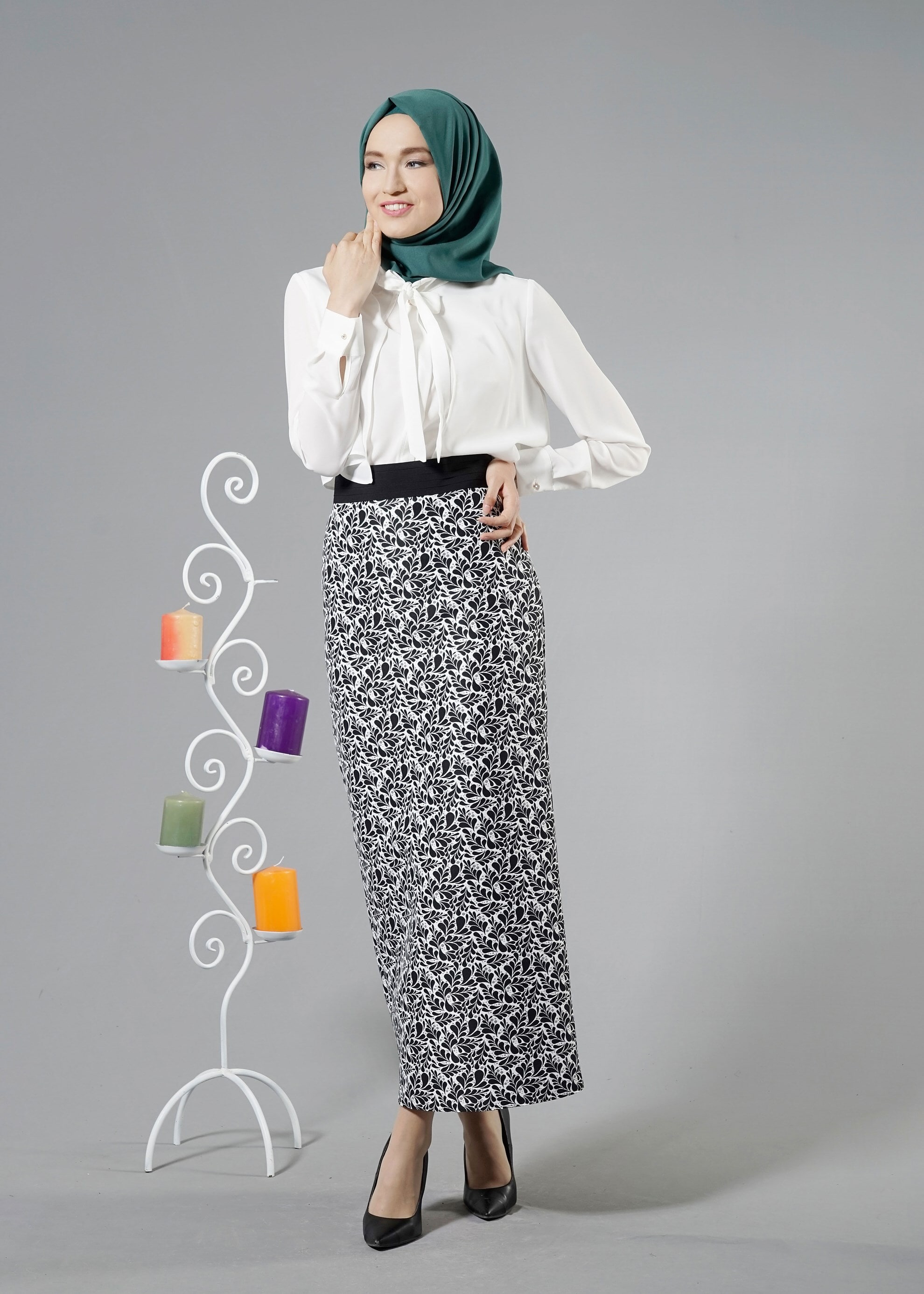 Tesettür giyim SİYAH 6899 JAKAR DES.1 ETEK 36/42(38)