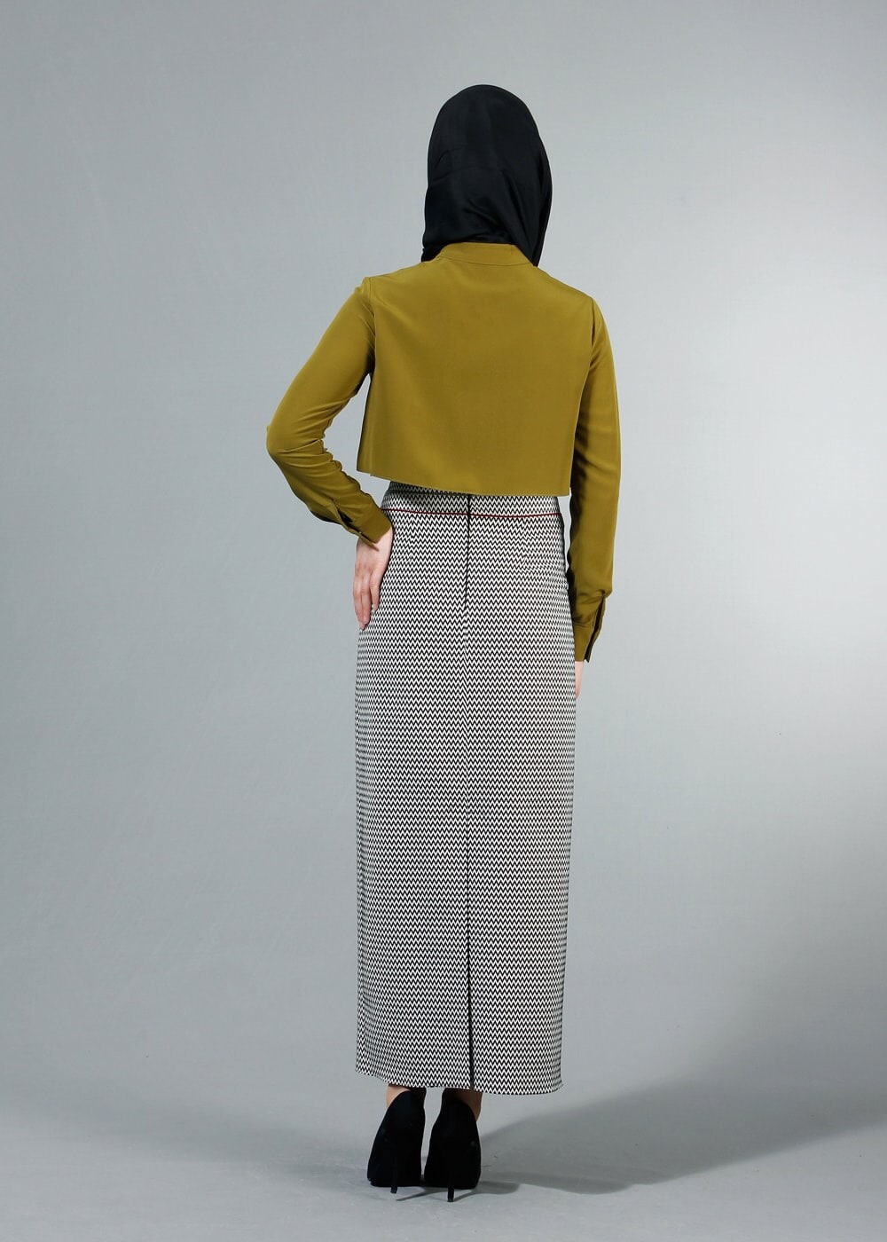 Tesettür giyim SİYAH 6803-1 JAKAR 264 ETEK 38/44(38/40) TEK36