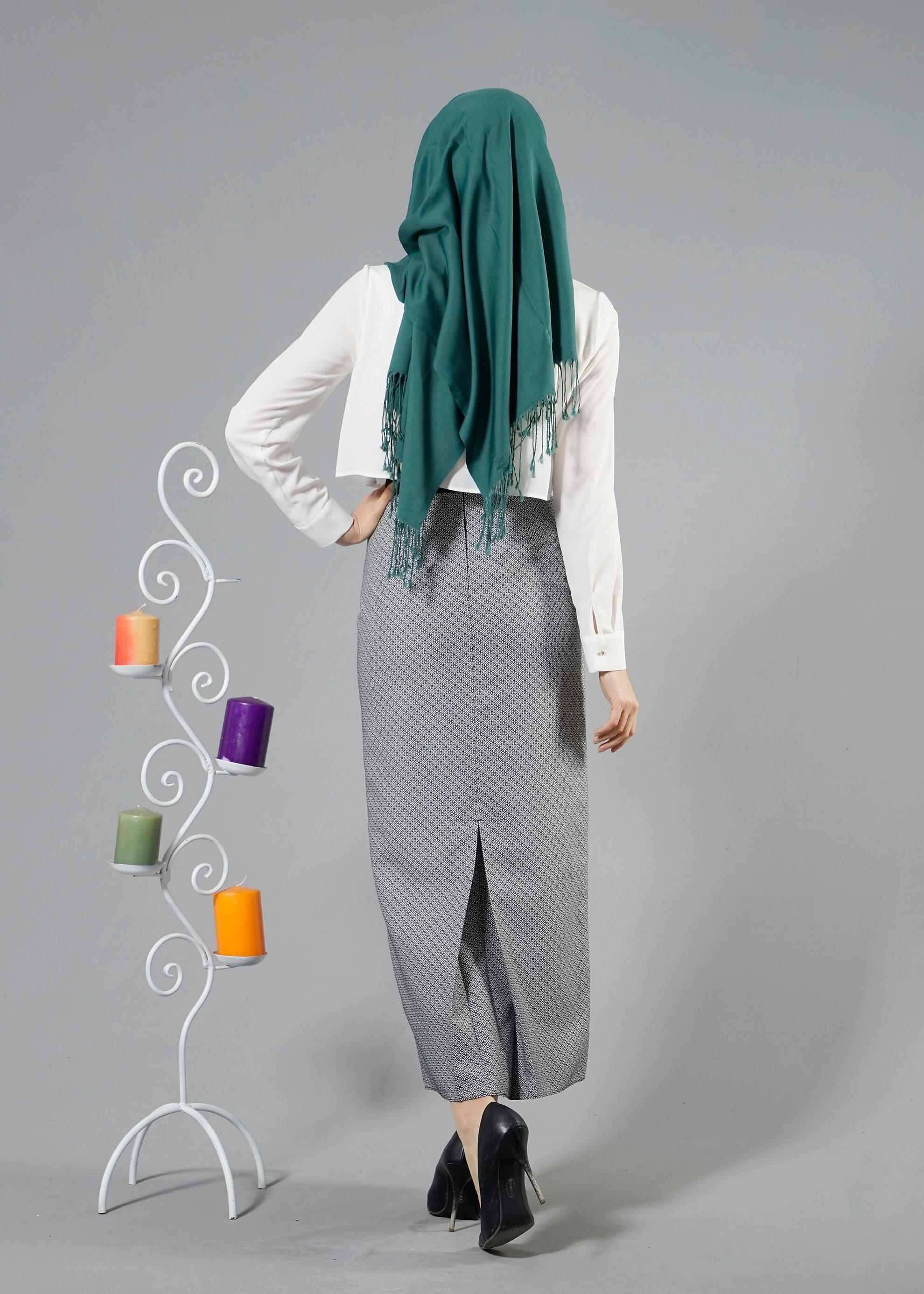 Tesettür giyim SİYAH 6899-1 JAKAR DES.12 ETEK 36/42(38)