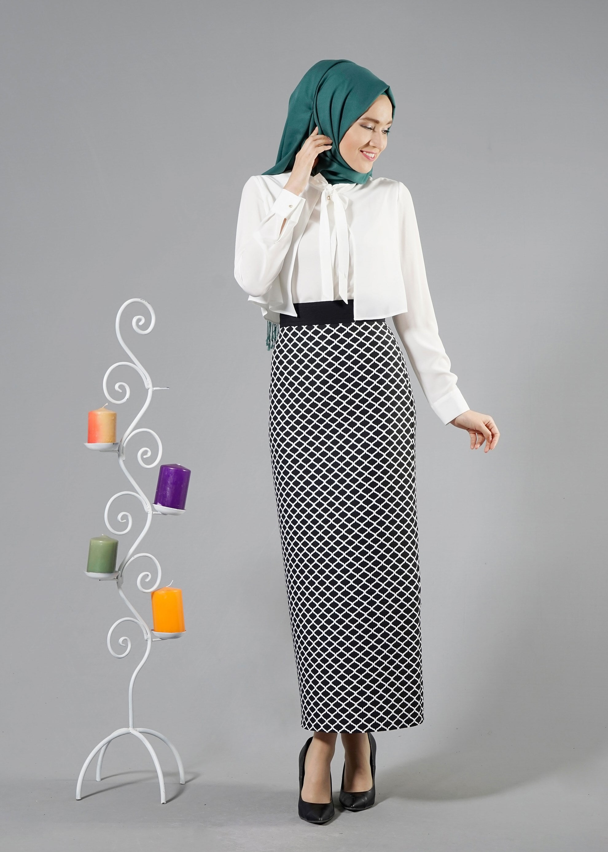 Tesettür giyim SİYAH 6899-2 JAKAR DES.6 ETEK 36/42(38)