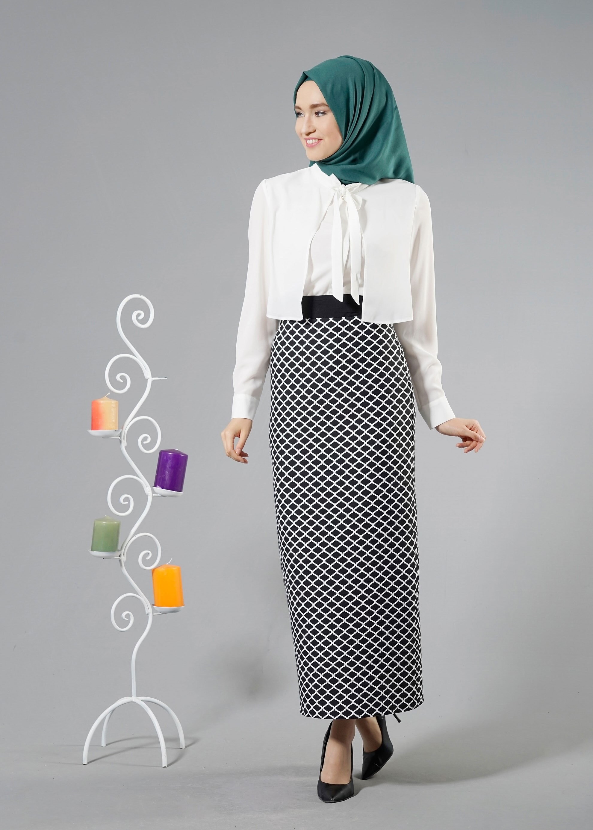 Tesettür giyim SİYAH 6899-2 JAKAR DES.6 ETEK 36/42(38)