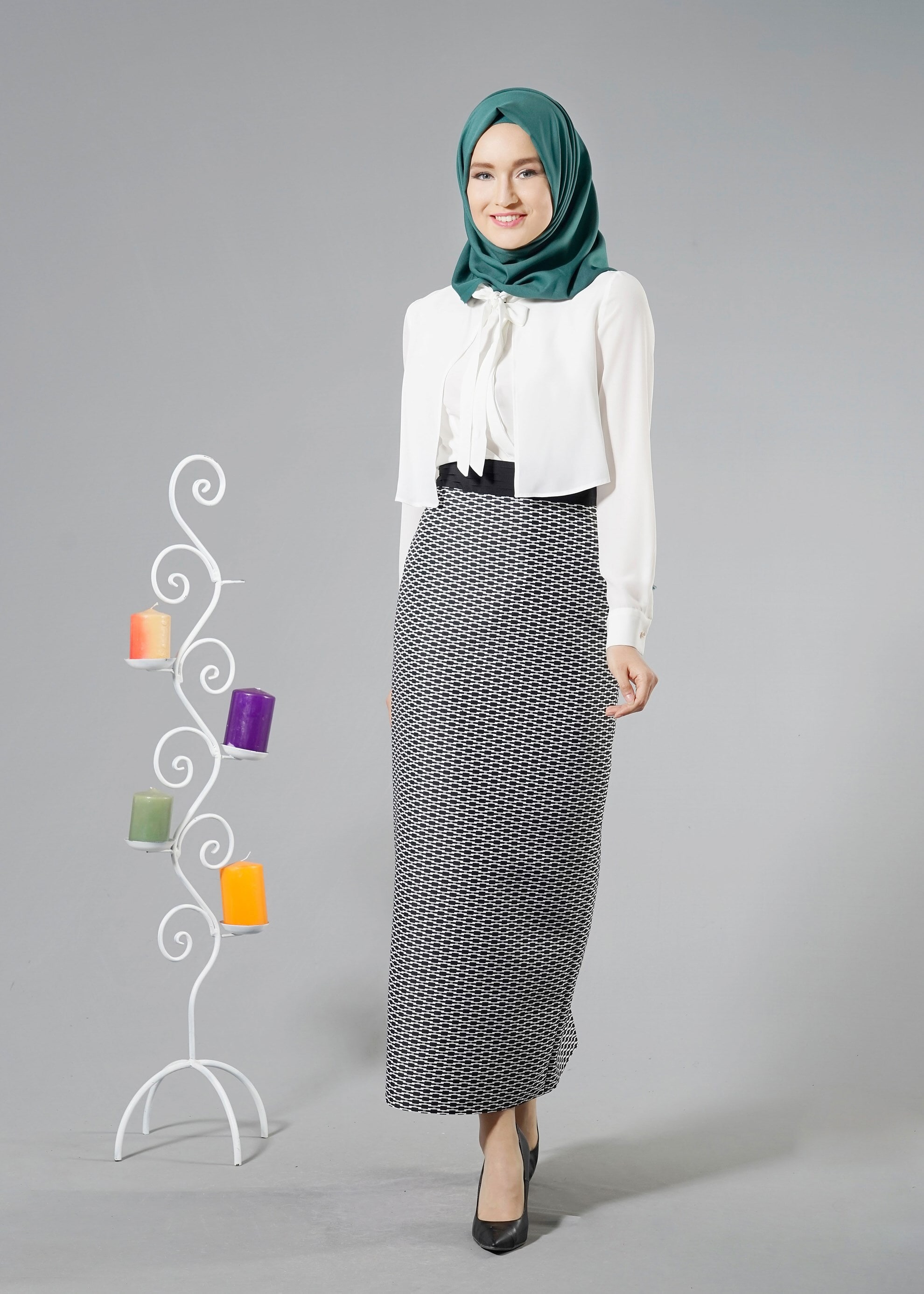 Tesettür giyim SİYAH 6899-3 JAKAR DES.7 ETEK 36/42(38)