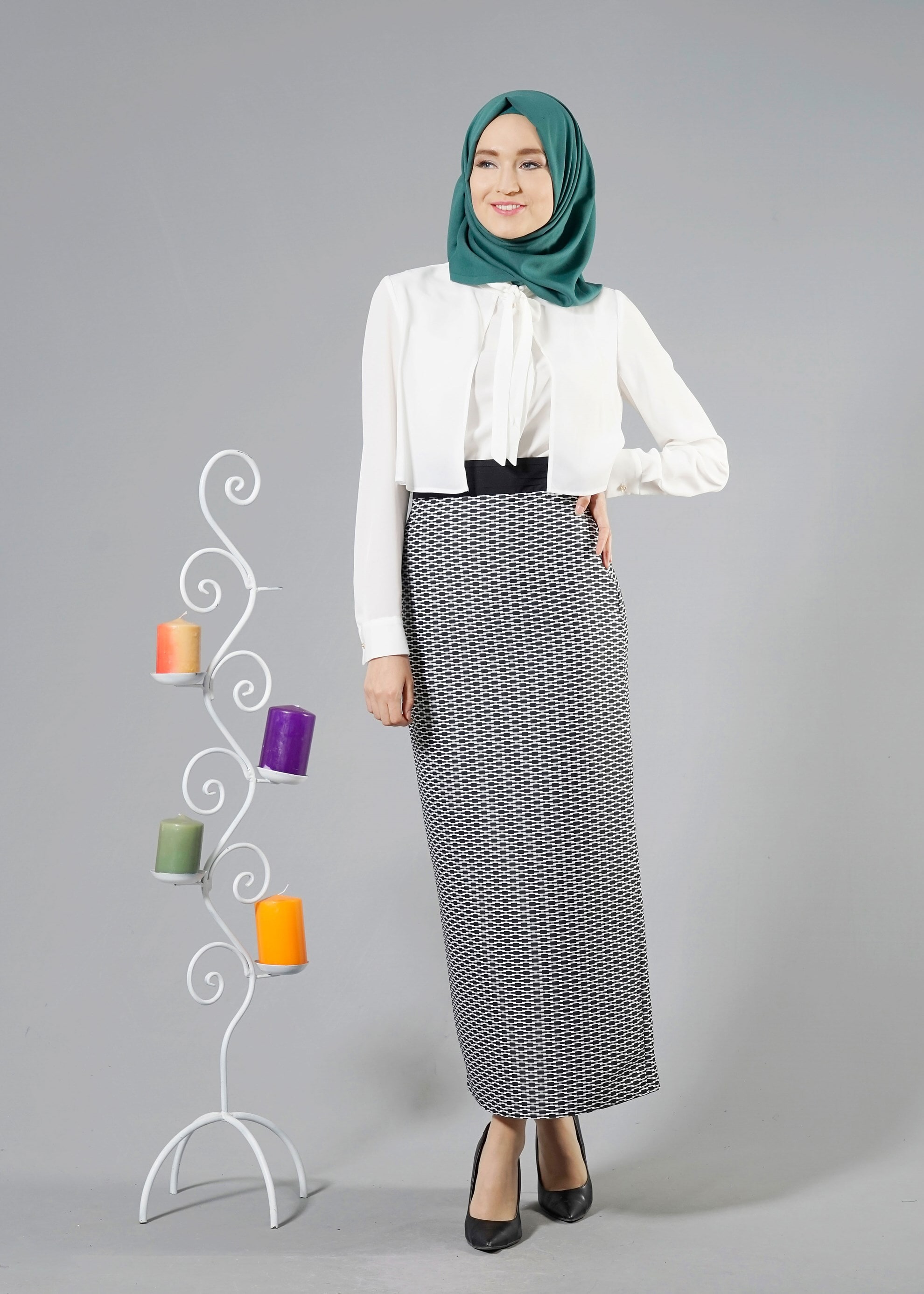 Tesettür giyim SİYAH 6899-3 JAKAR DES.7 ETEK 36/42(38)