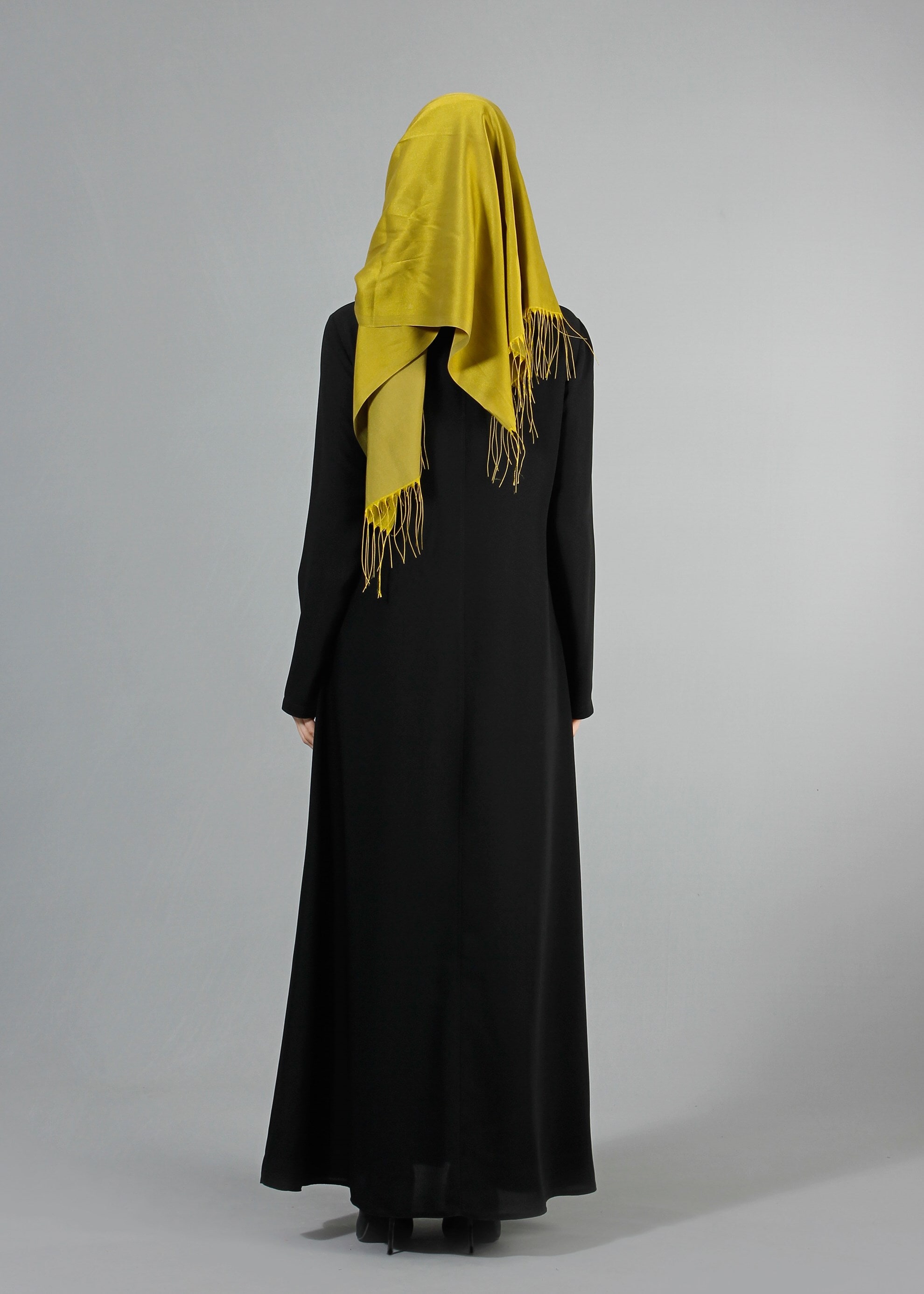 Tesettür giyim SİYAH 8206 Nil Crep Tesettür Ferace 40/48