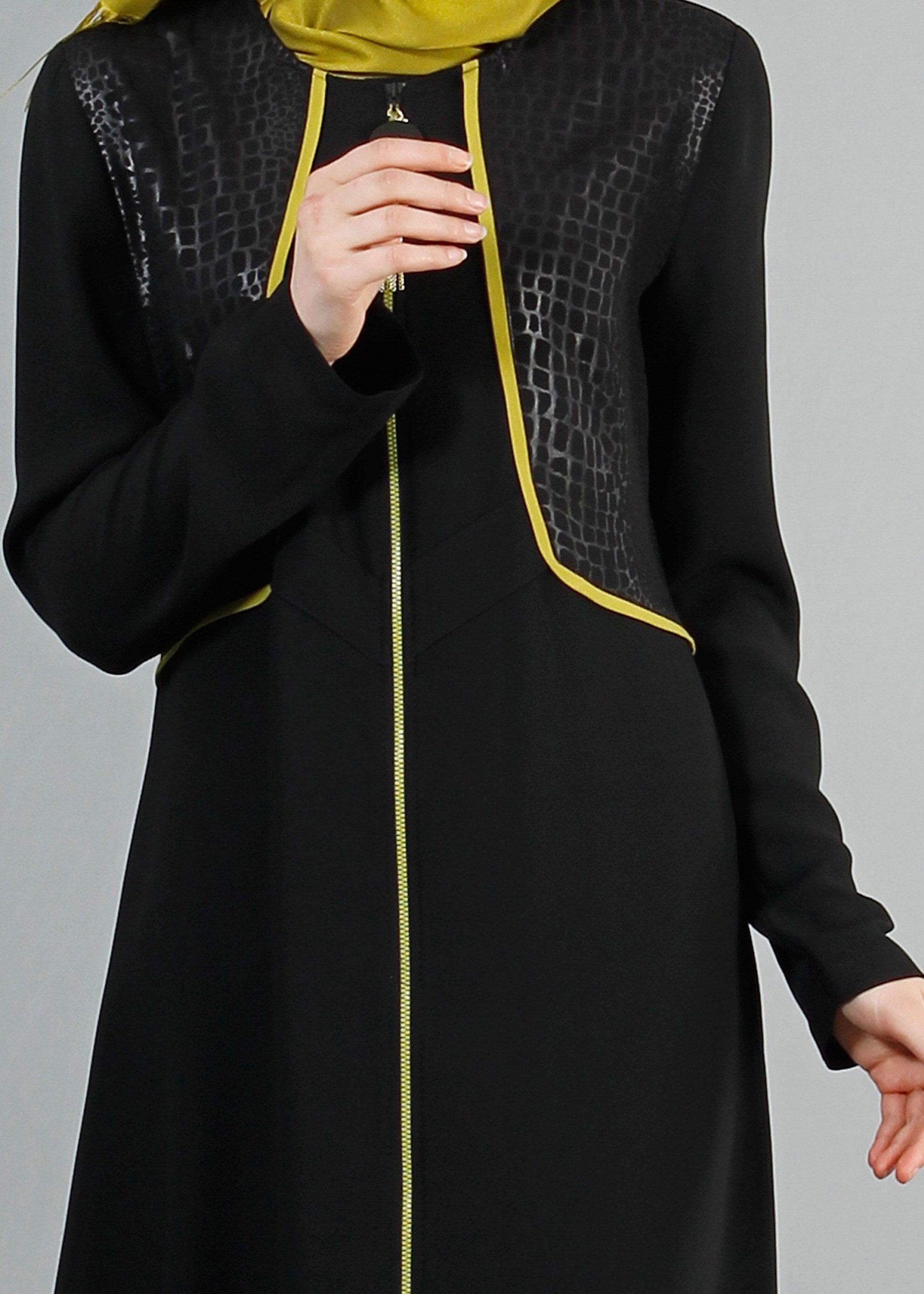 Tesettür giyim SİYAH 8206 Nil Crep Tesettür Ferace 40/48