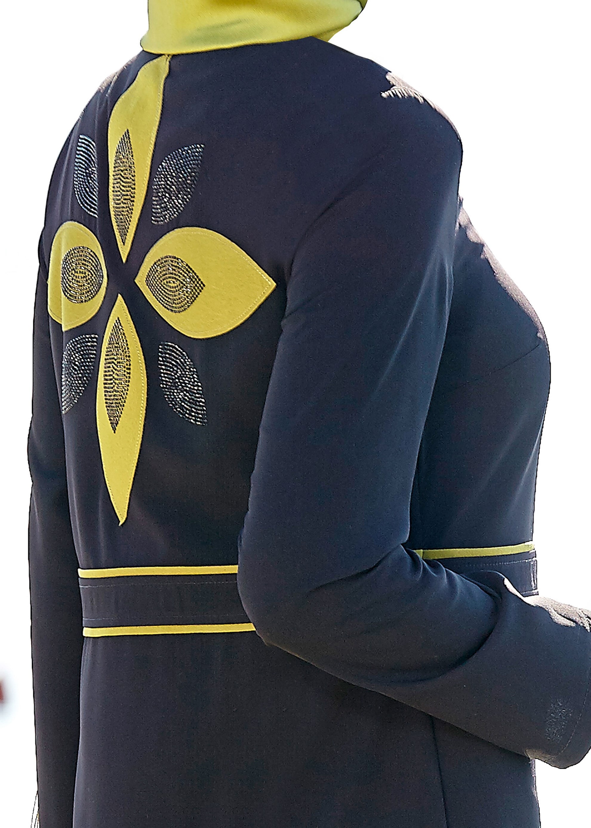 Tesettür giyim SİYAH 8217 NİL CREP FERACE 38/44 TEK40