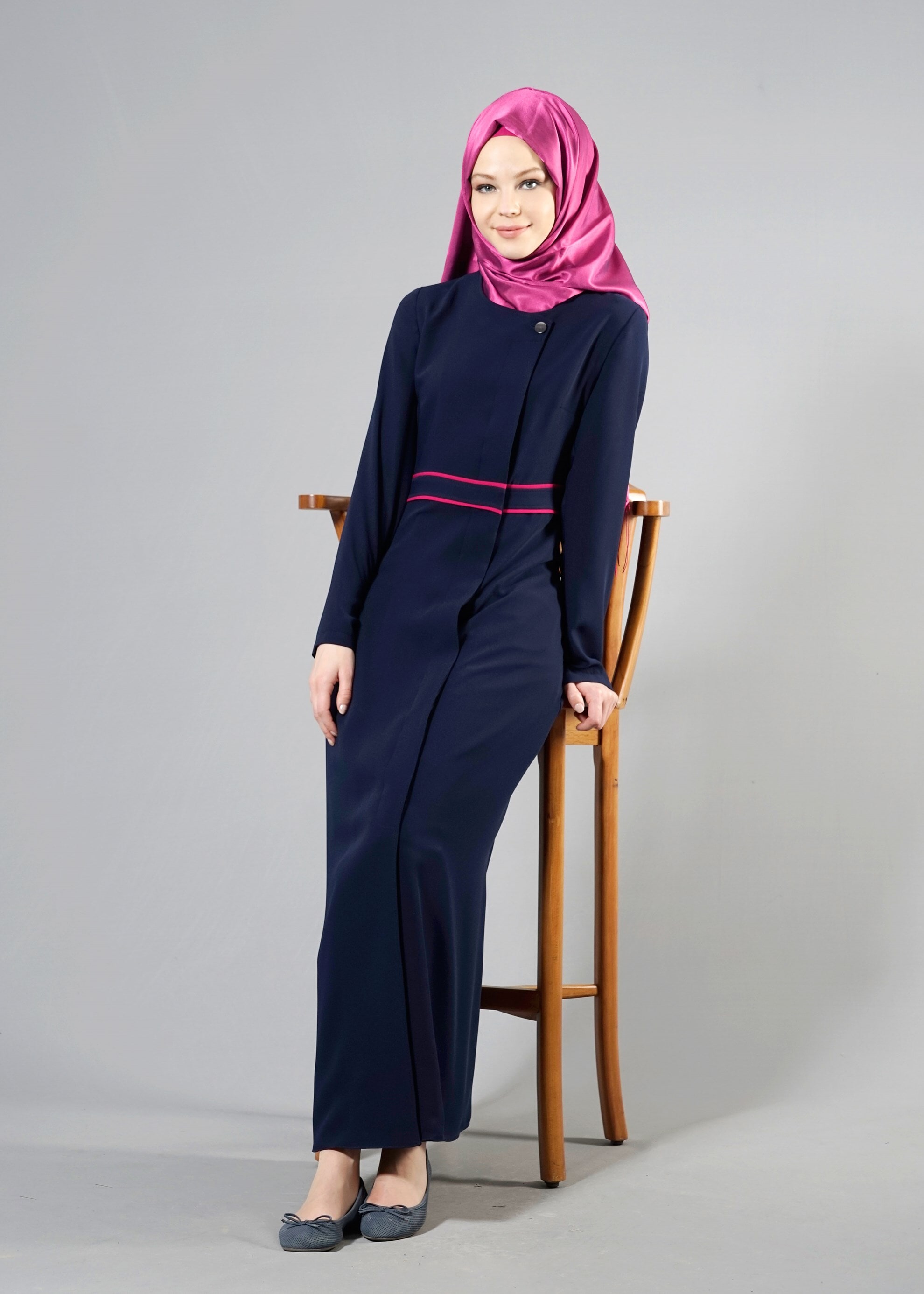 Tesettür giyim LACİVERT 8217 NİL CREP FERACE 38/44 TEK40