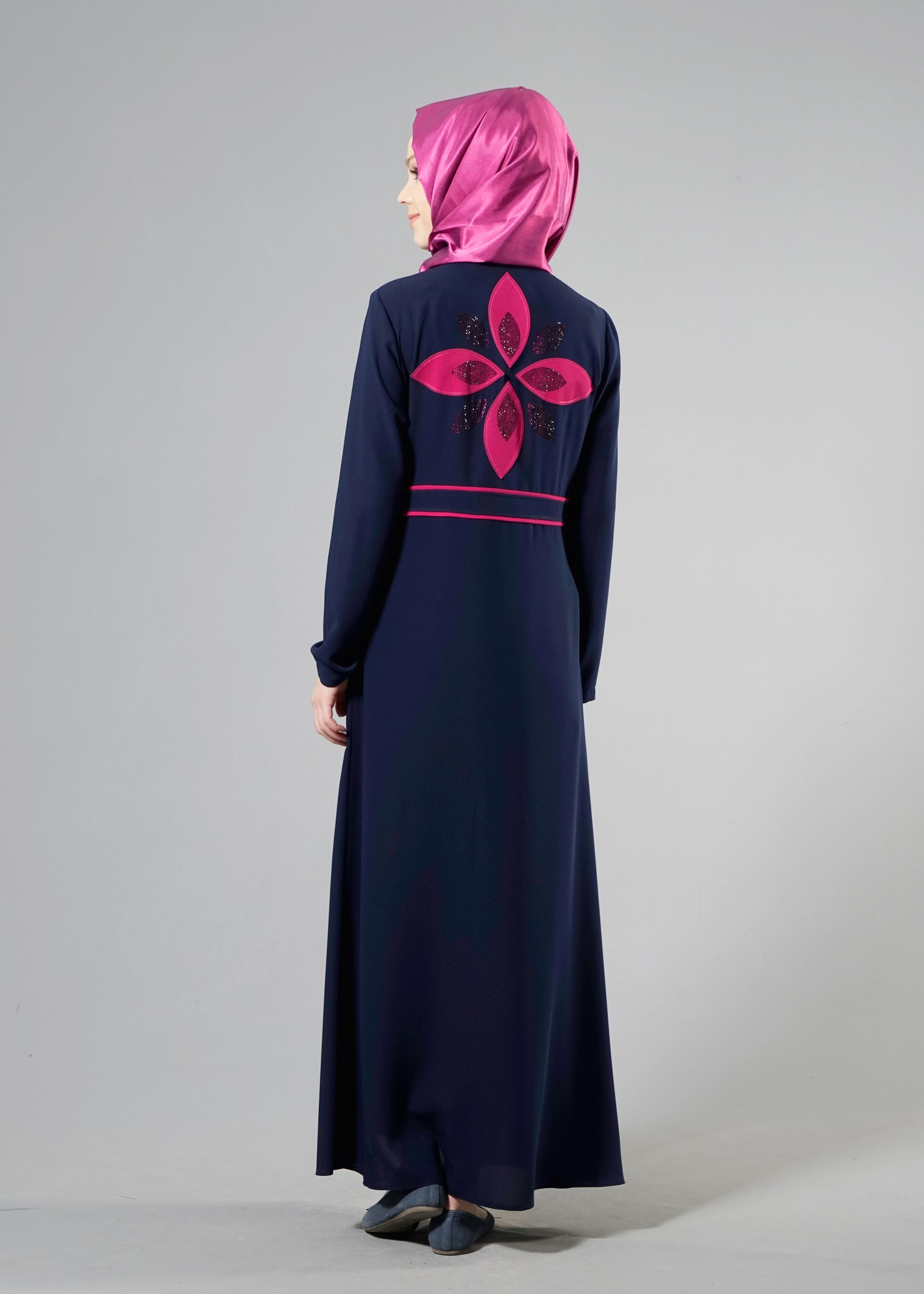 Tesettür giyim LACİVERT 8217 NİL CREP FERACE 38/44 TEK40