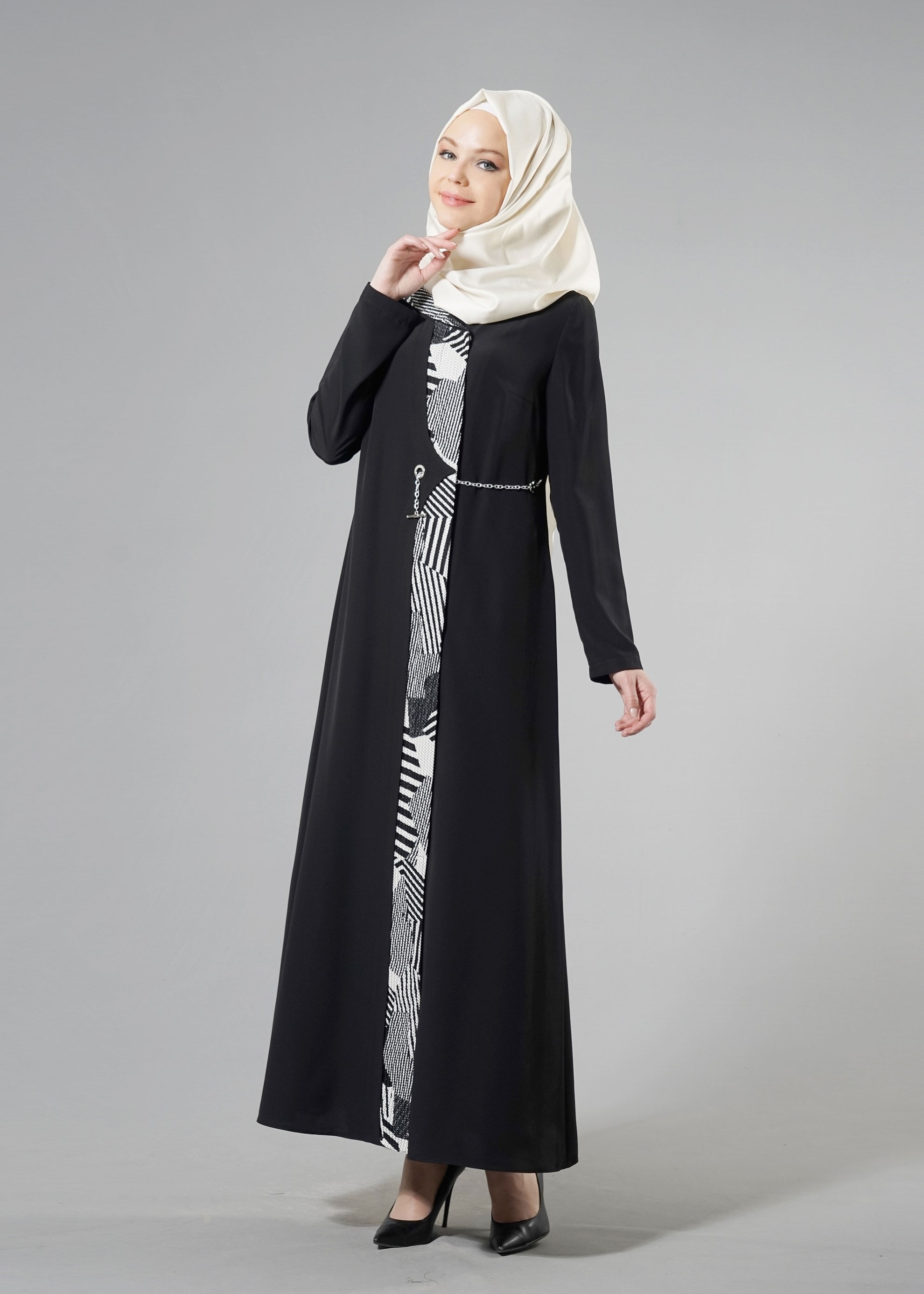 Tesettür giyim SİYAH 8218 NEW LOREN FERACE 38/46 TEK40