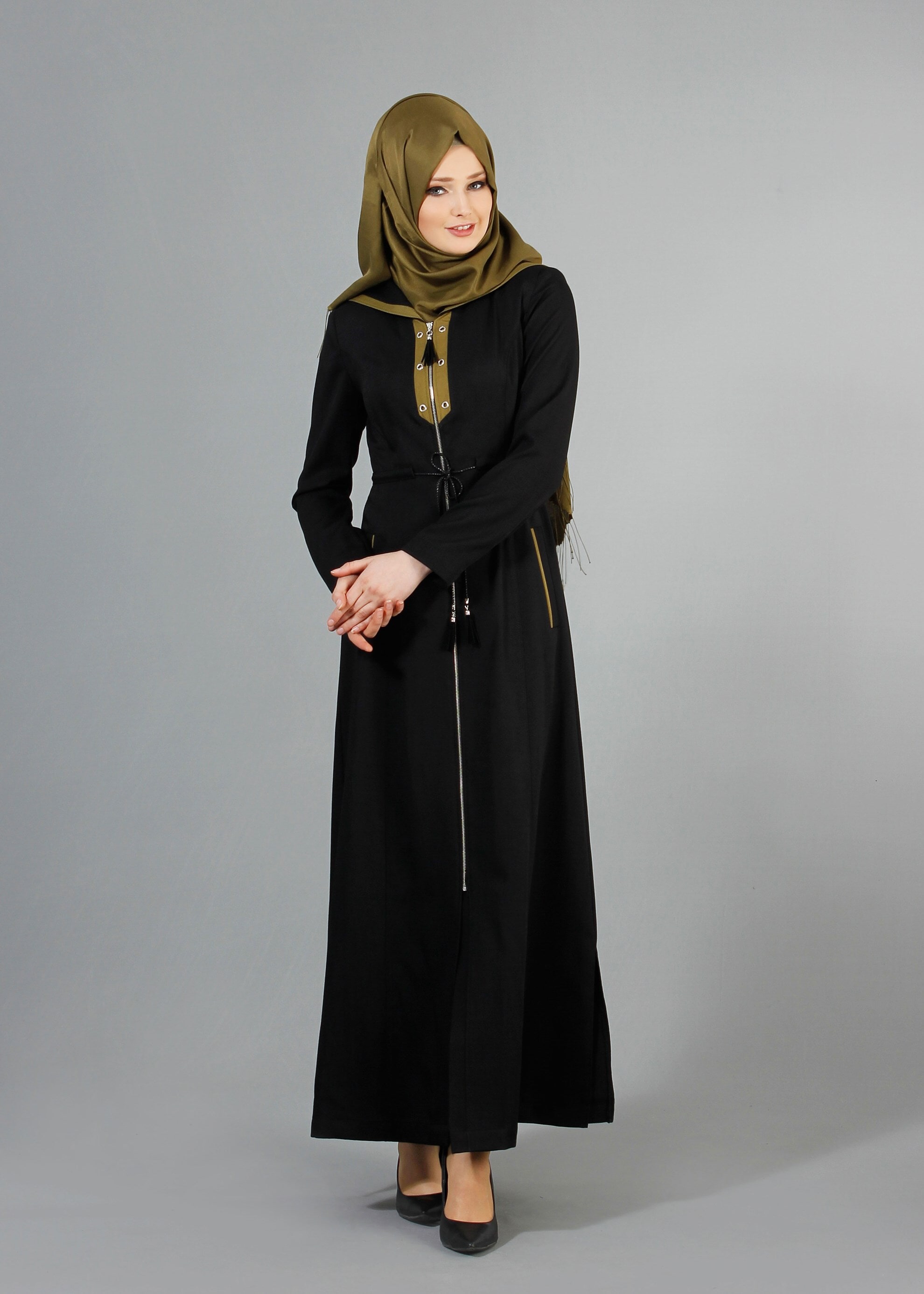 Tesettür giyim SİYAH 1701 Derin Tesettür Pardesü 38/48 TEK40
