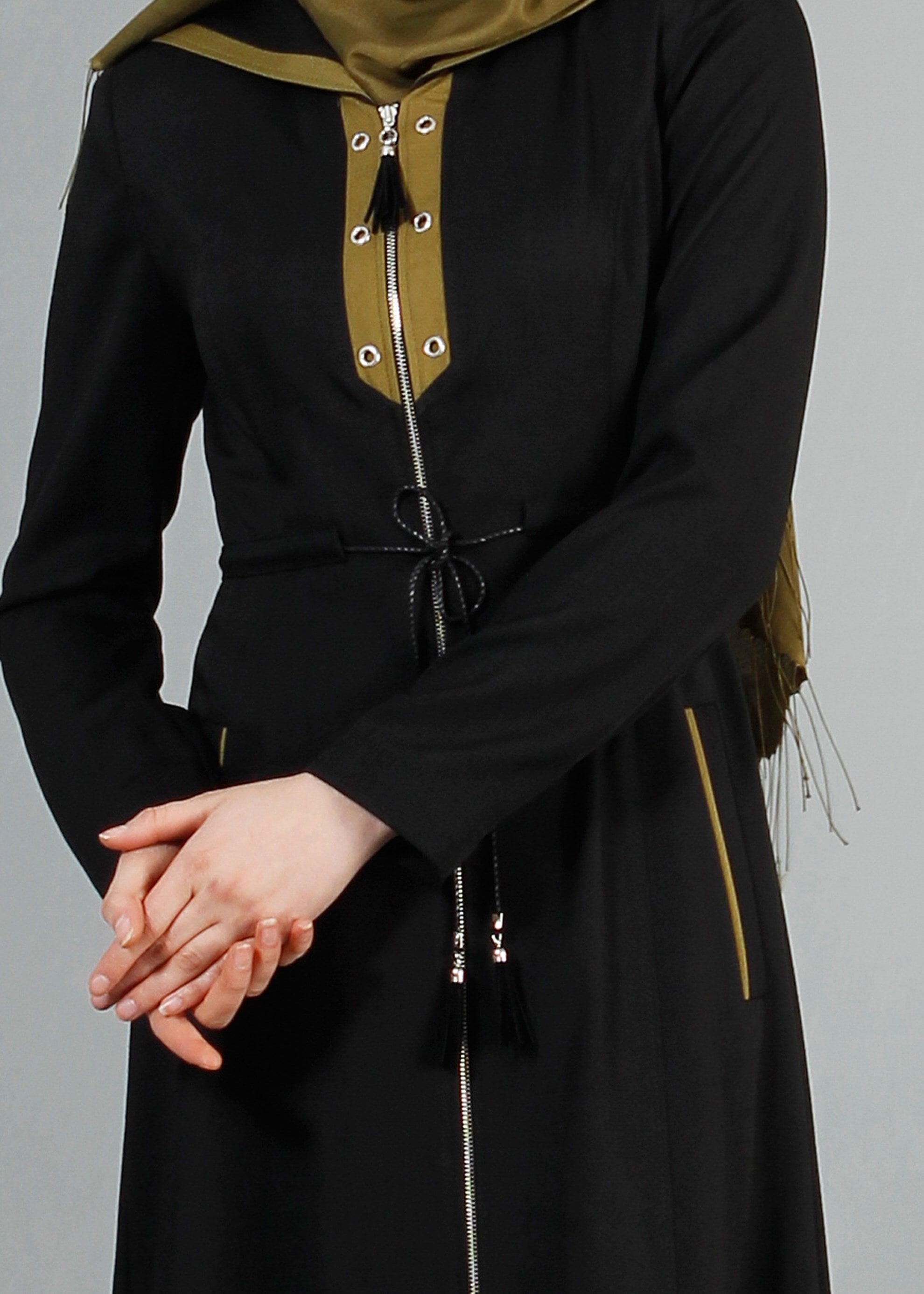 Tesettür giyim SİYAH 1701 Derin Tesettür Pardesü 38/48 TEK40