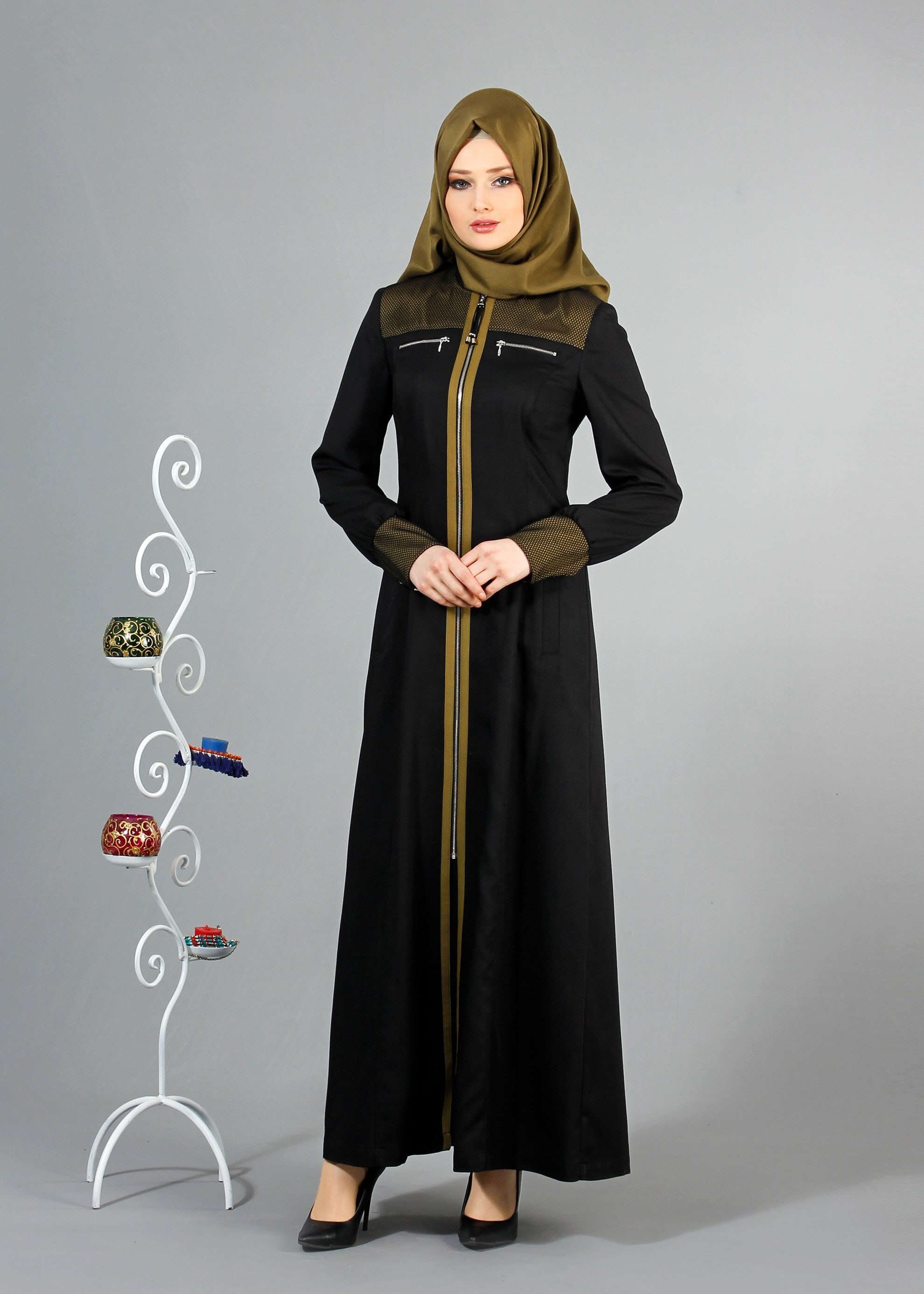 Tesettür giyim SİYAH 1703 Derin Tesettür Pardesü 38/46 TEK40