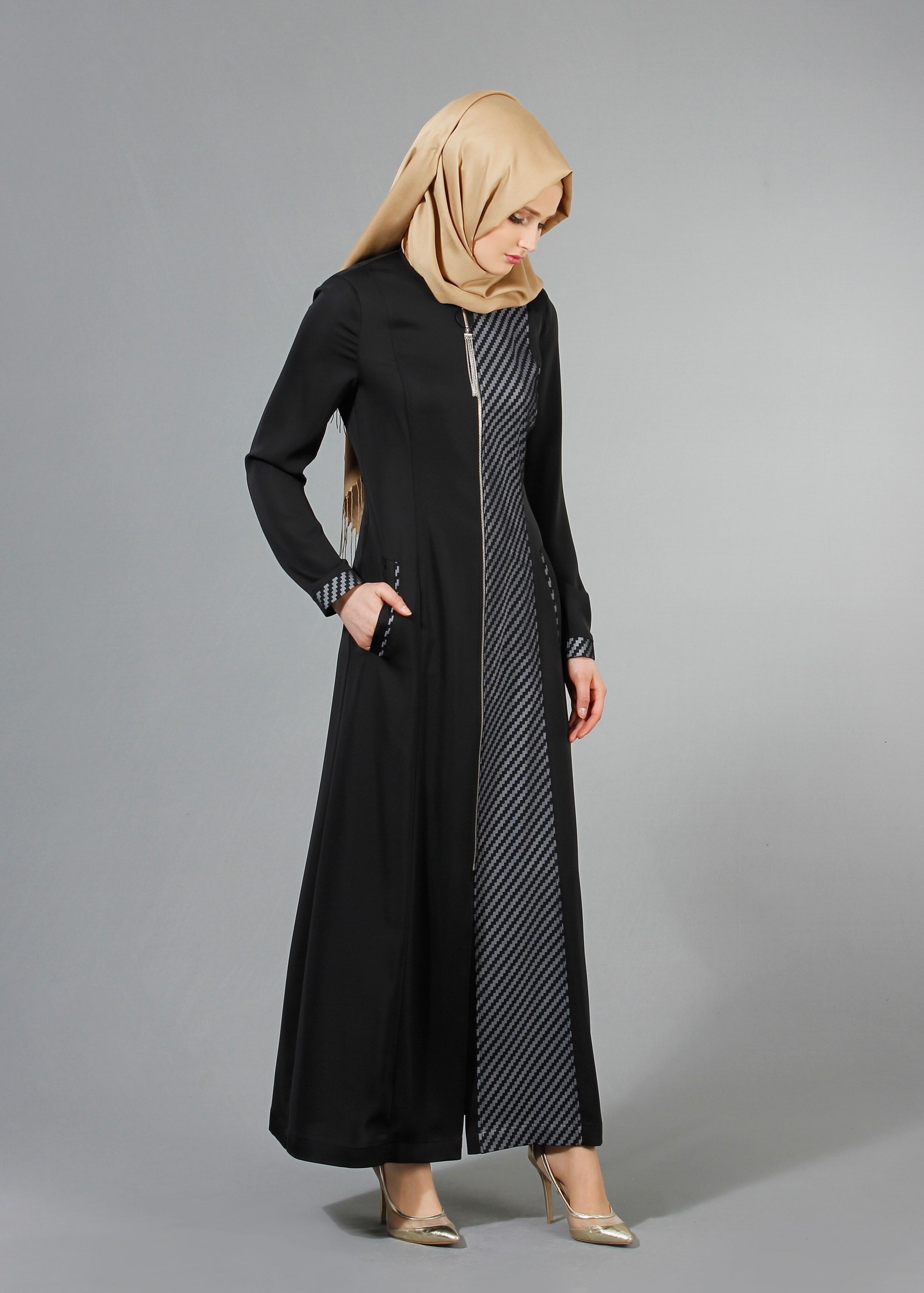 Tesettür giyim SİYAH 1716 Elite Tesettür Pardesü 40/48 TEK38