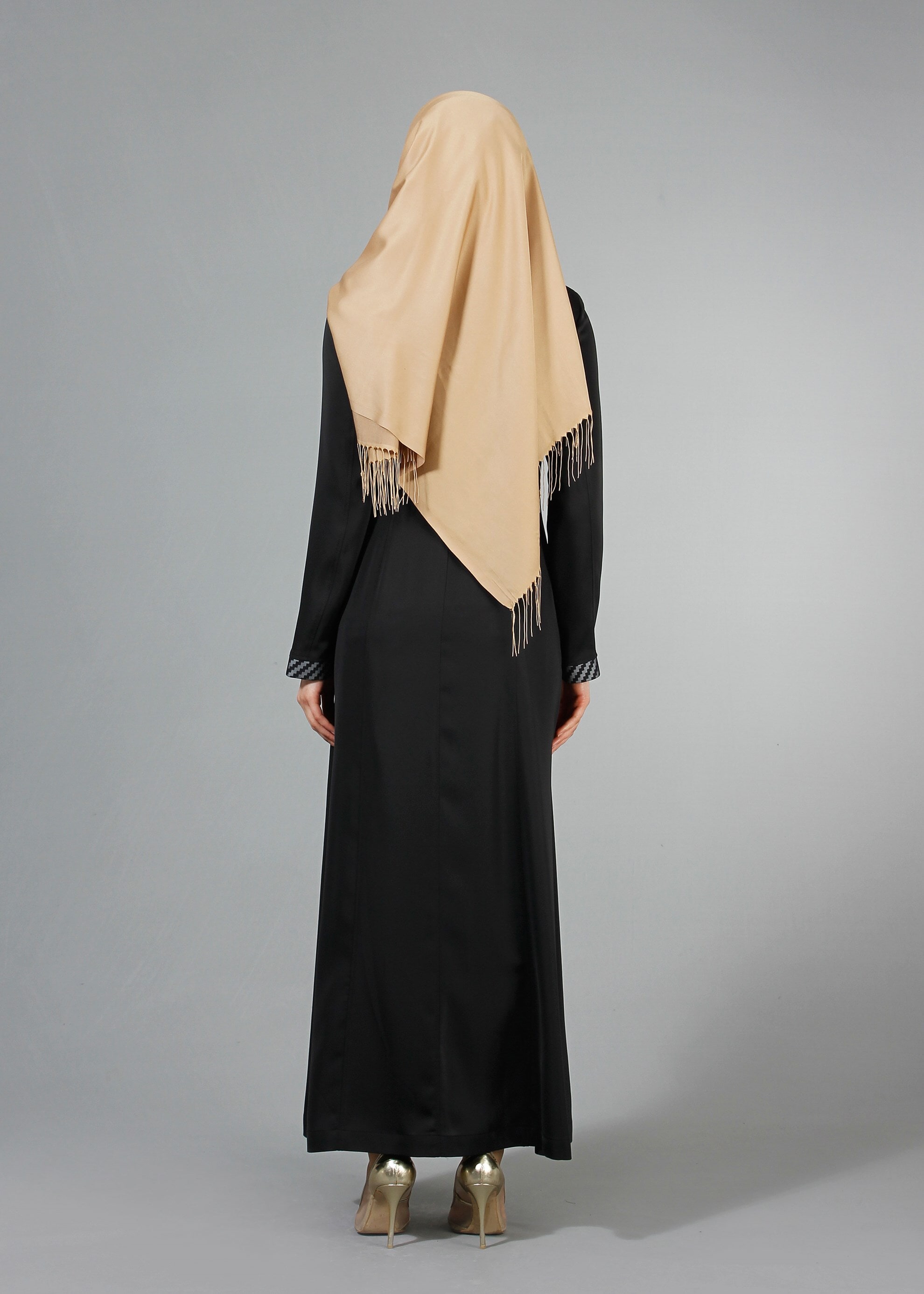 Tesettür giyim SİYAH 1716 Elite Tesettür Pardesü 40/48 TEK38