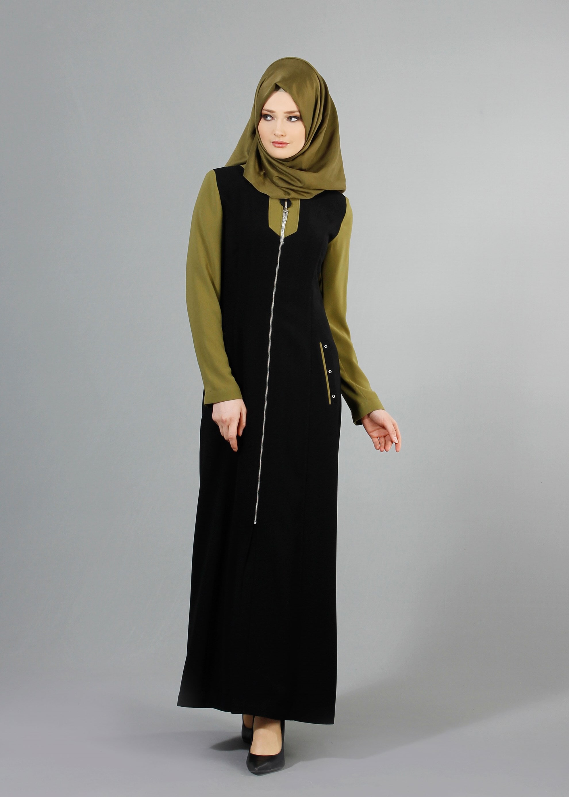 Tesettür giyim SİYAH 1736  Duru Crep Tesettür Pardesü  38/46 TEK38