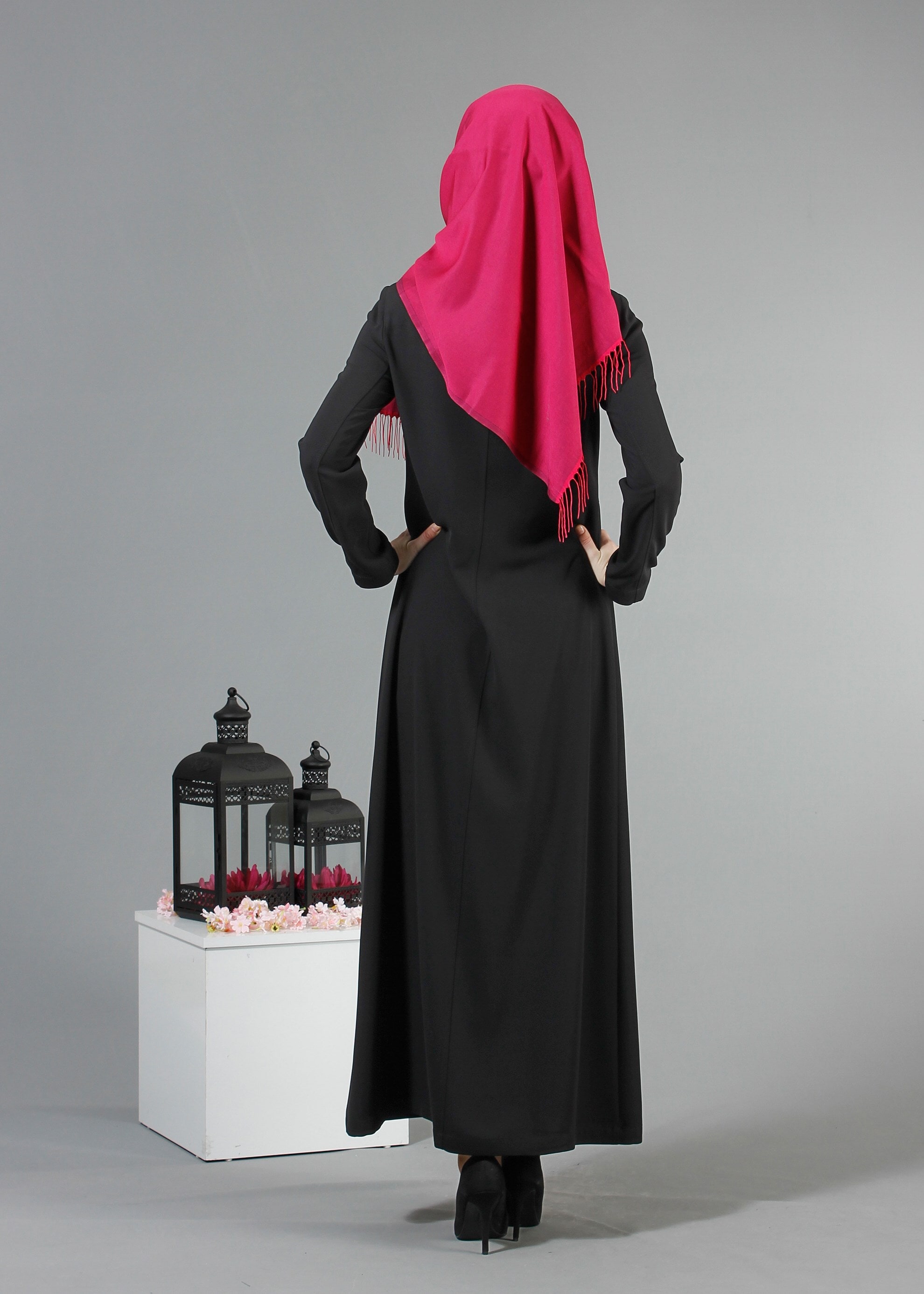 Tesettür giyim SİYAH 1737 FARAH 6288 PARDESÜ 40-48 TEK38