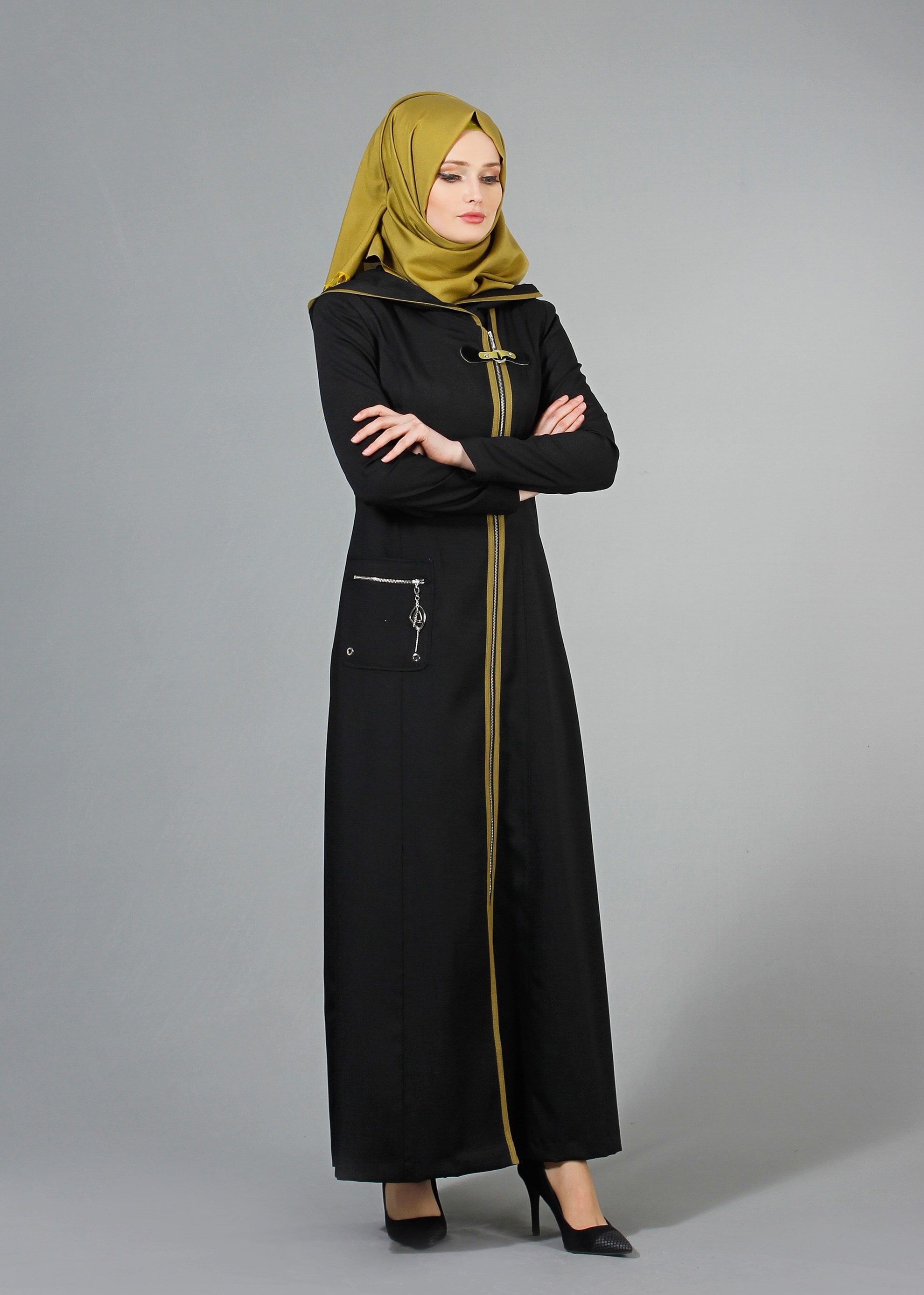 Tesettür giyim SİYAH KAPÜŞONLU PARDESÜ 1750