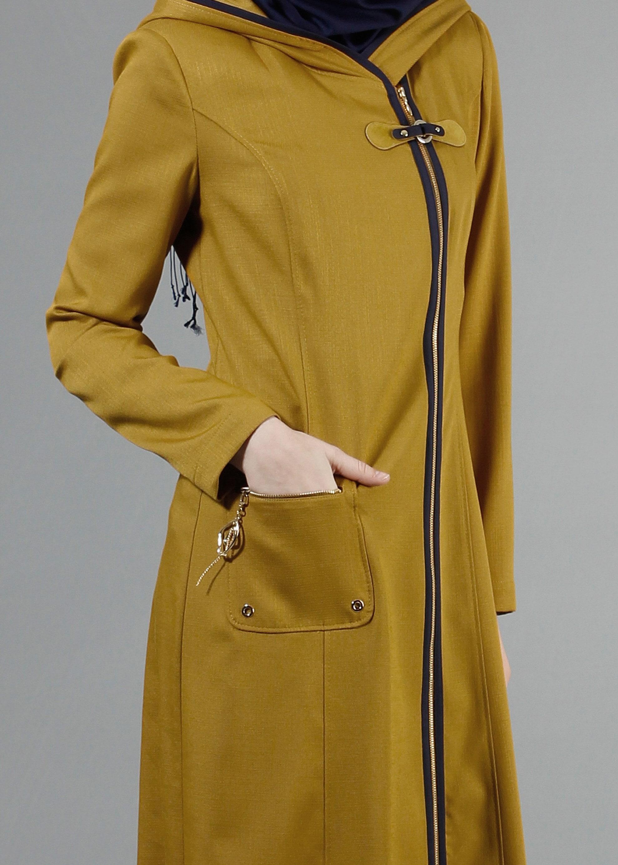 Tesettür giyim YEŞİL KAPÜŞONLU PARDESÜ 1750