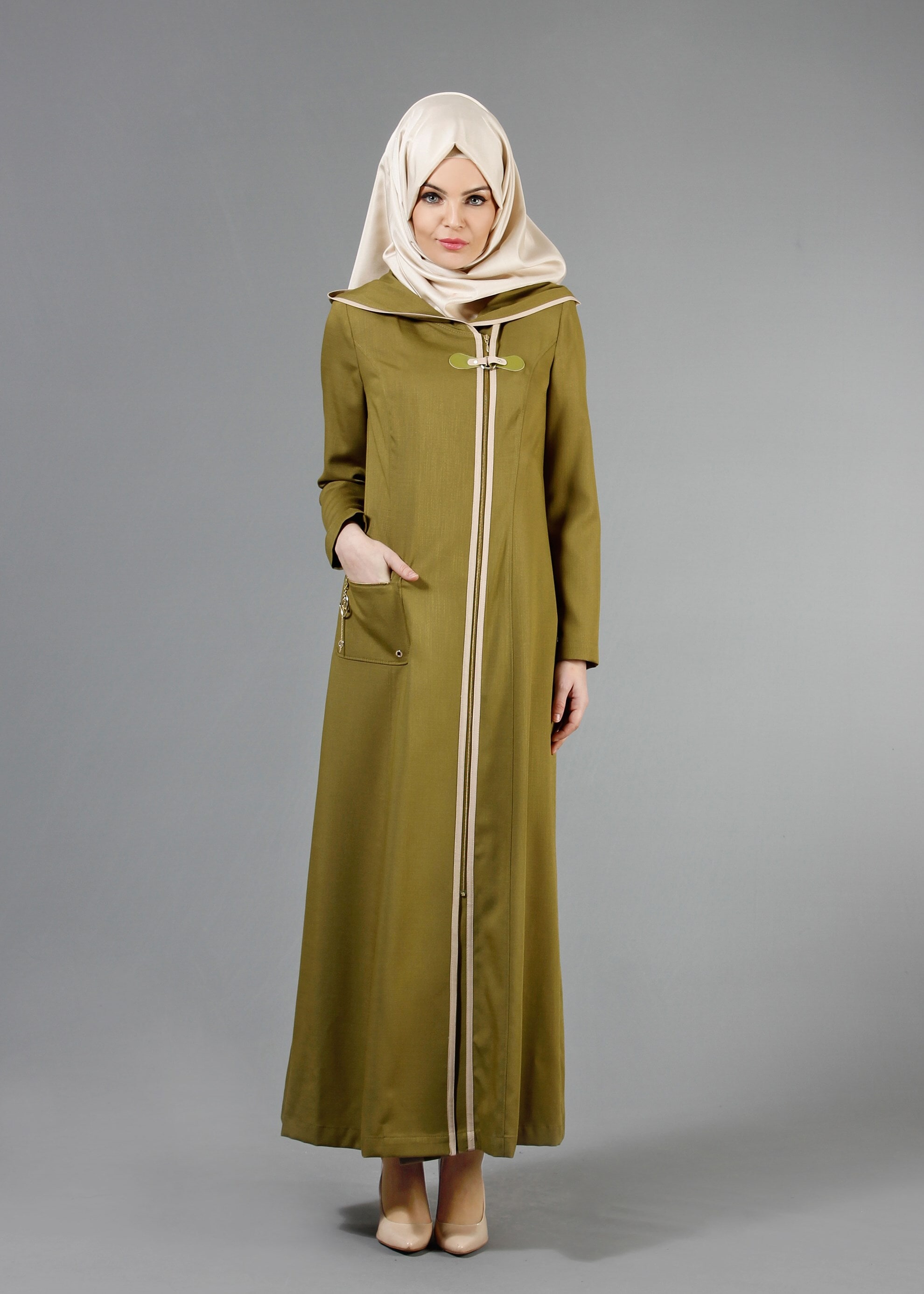 Tesettür giyim YEŞİL KAPÜŞONLU PARDESÜ 1750