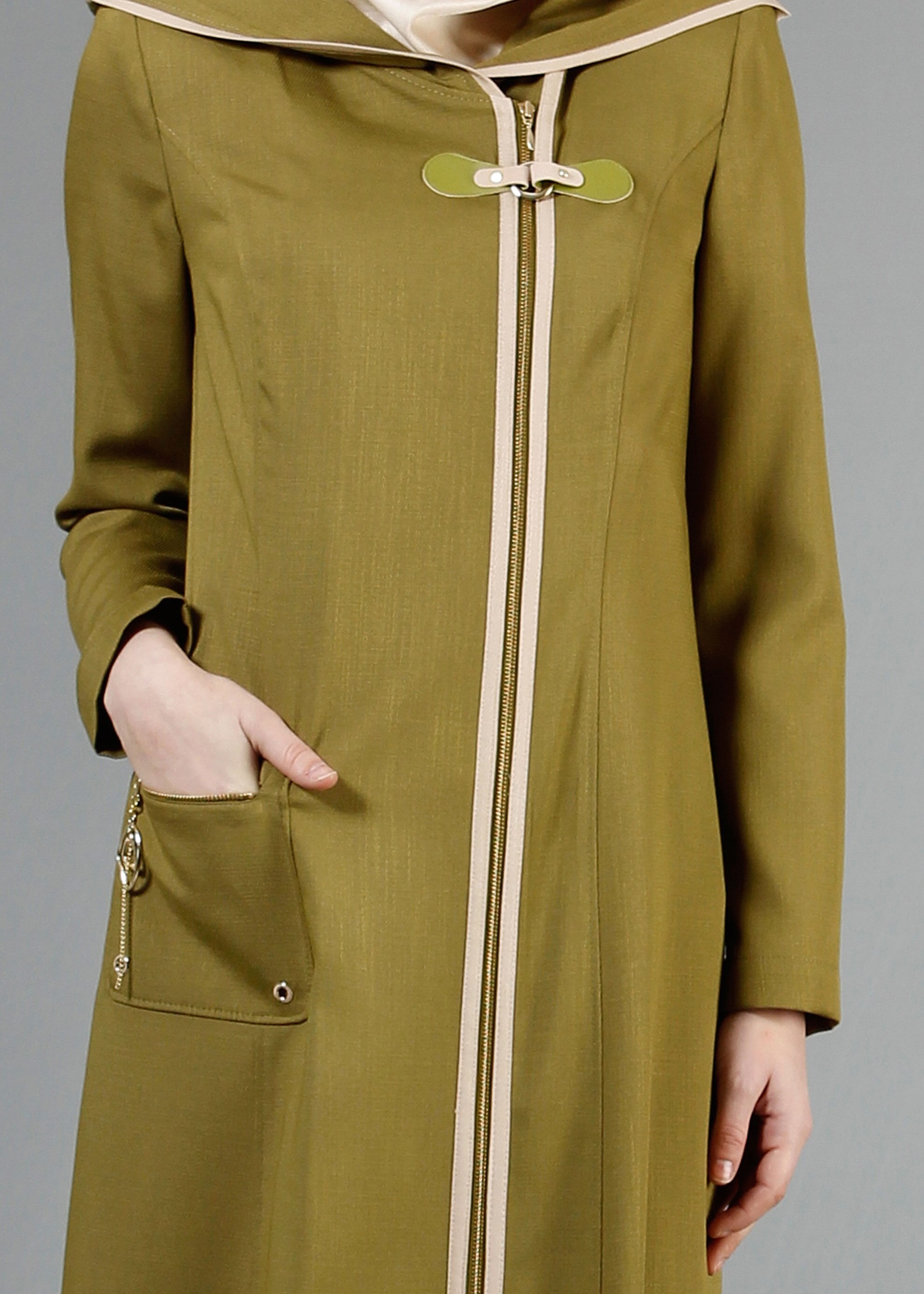 Tesettür giyim YEŞİL KAPÜŞONLU PARDESÜ 1750