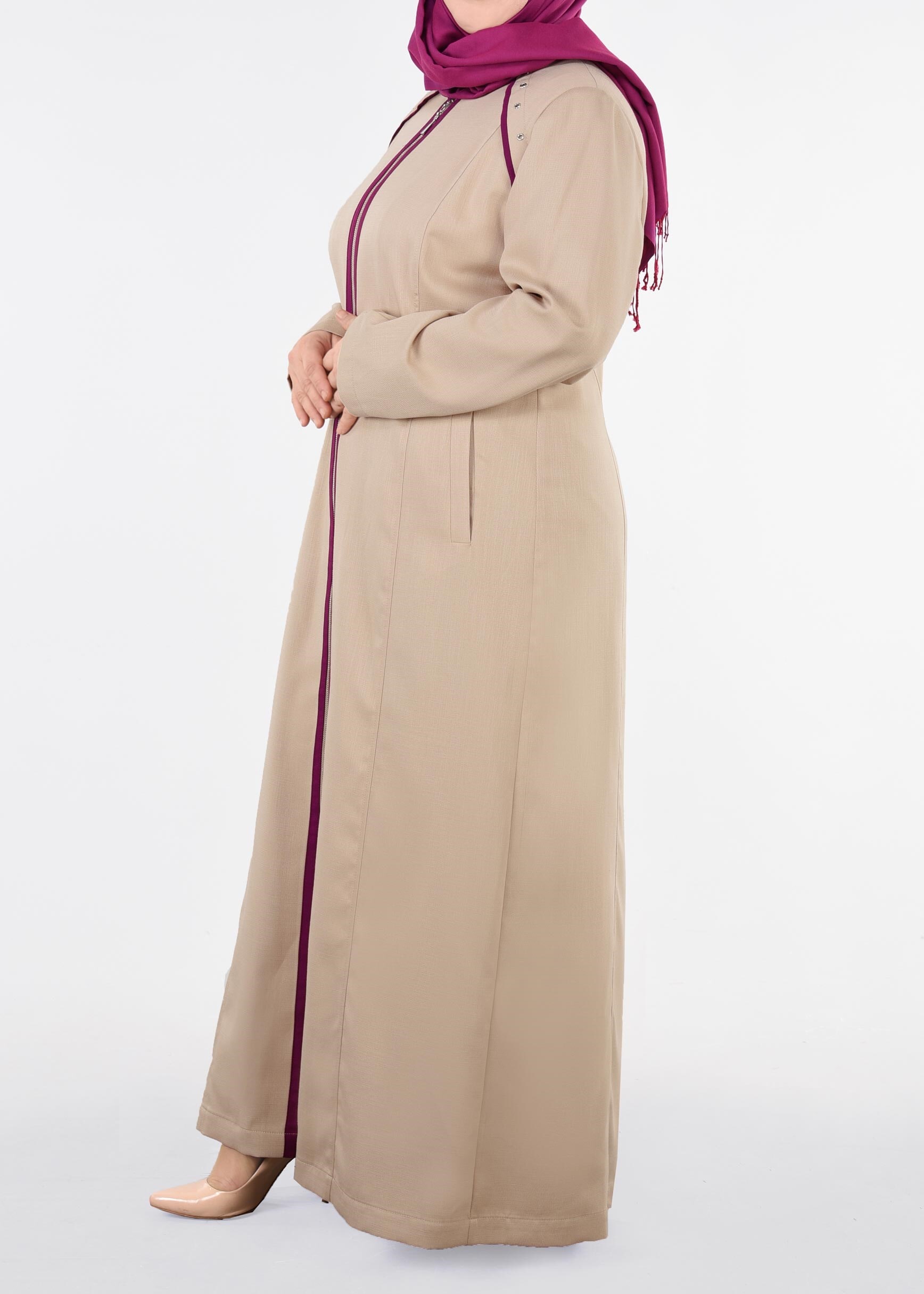 Tesettür giyim BEJ FERMUARLI PARDESÜ 1757
