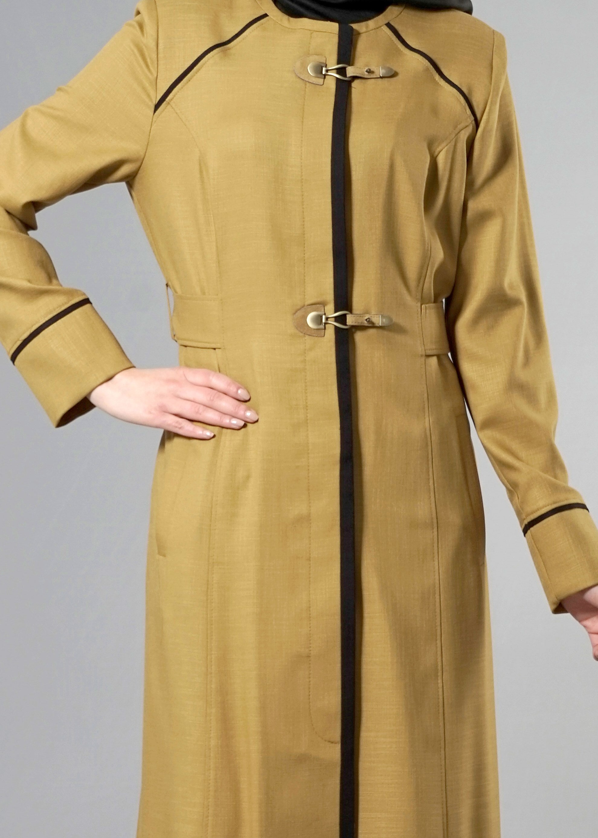 Tesettür giyim YEŞİL RENKLİ ŞERİT DETAYLI CEPLİ PARDESÜ 1766 