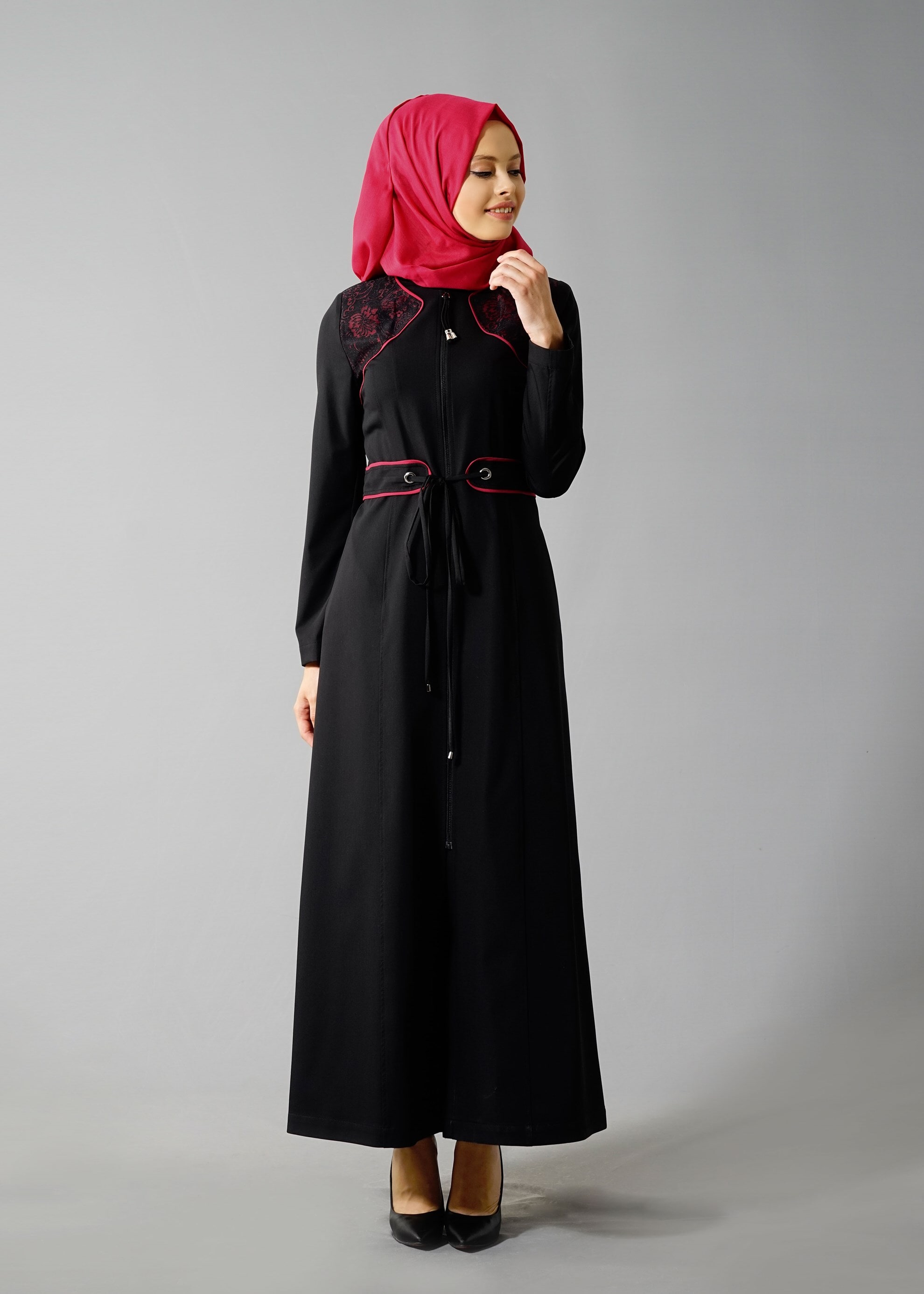 Tesettür giyim SİYAH BELİ BAĞCIKLI TESETTÜR PARDESÜ 1769