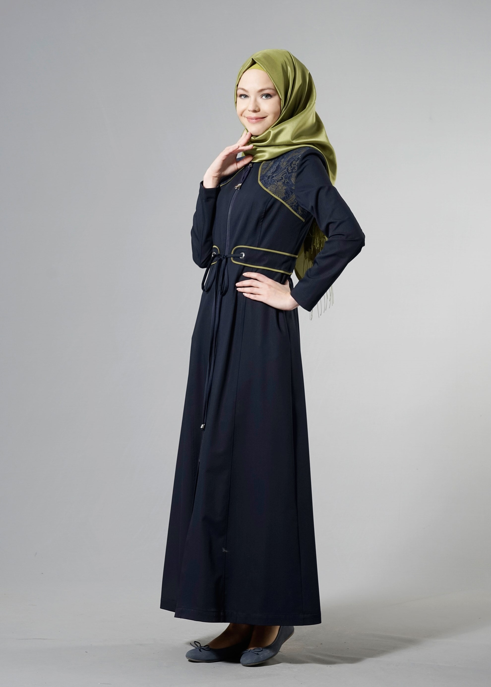 Tesettür giyim LACİVERT BELİ BAĞCIKLI TESETTÜR PARDESÜ 1769