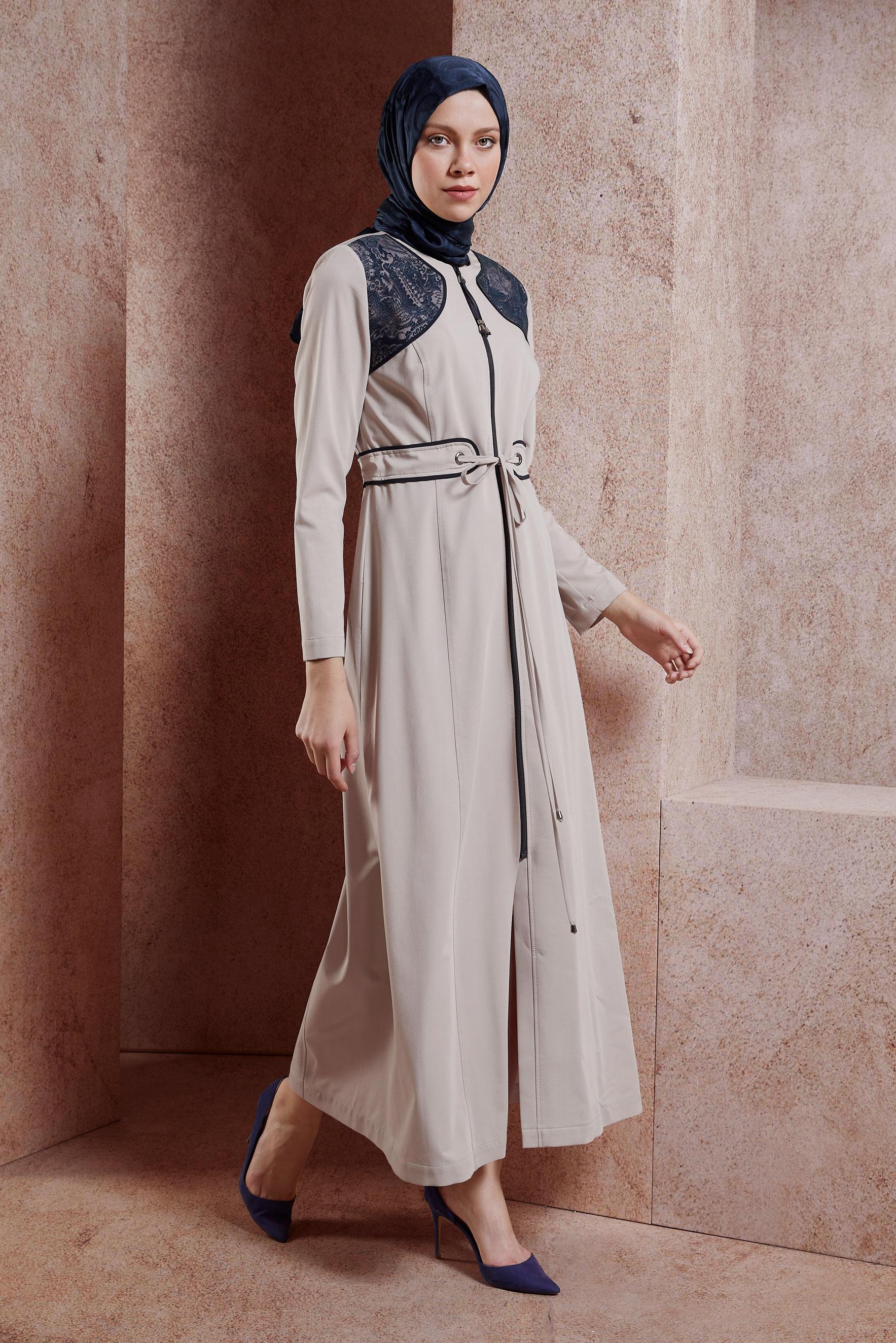 Tesettür giyim BEJ BELİ BAĞCIKLI TESETTÜR PARDESÜ 1769