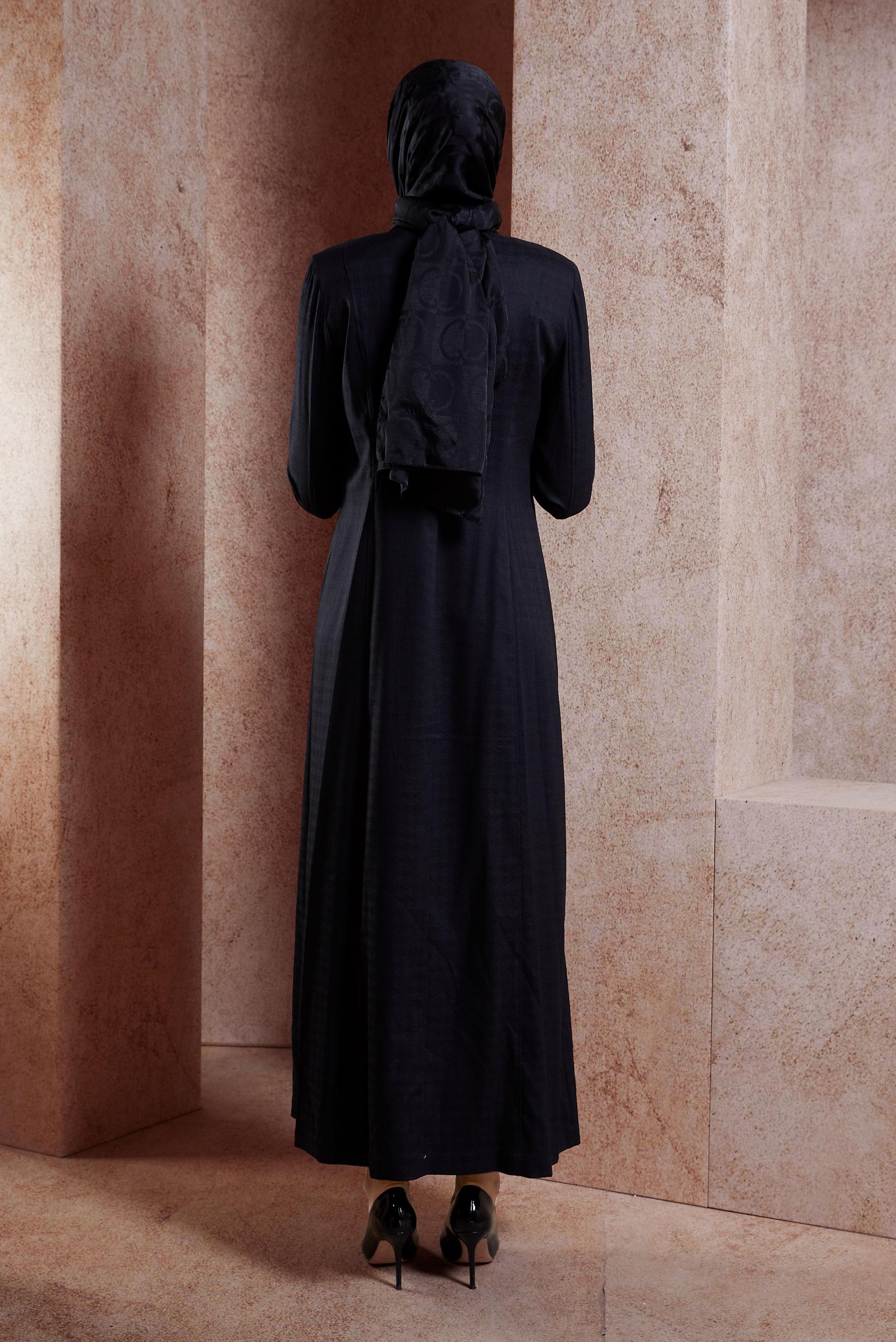 Tesettür giyim SİYAH GÖMLEK YAKA PARDESÜ 1812