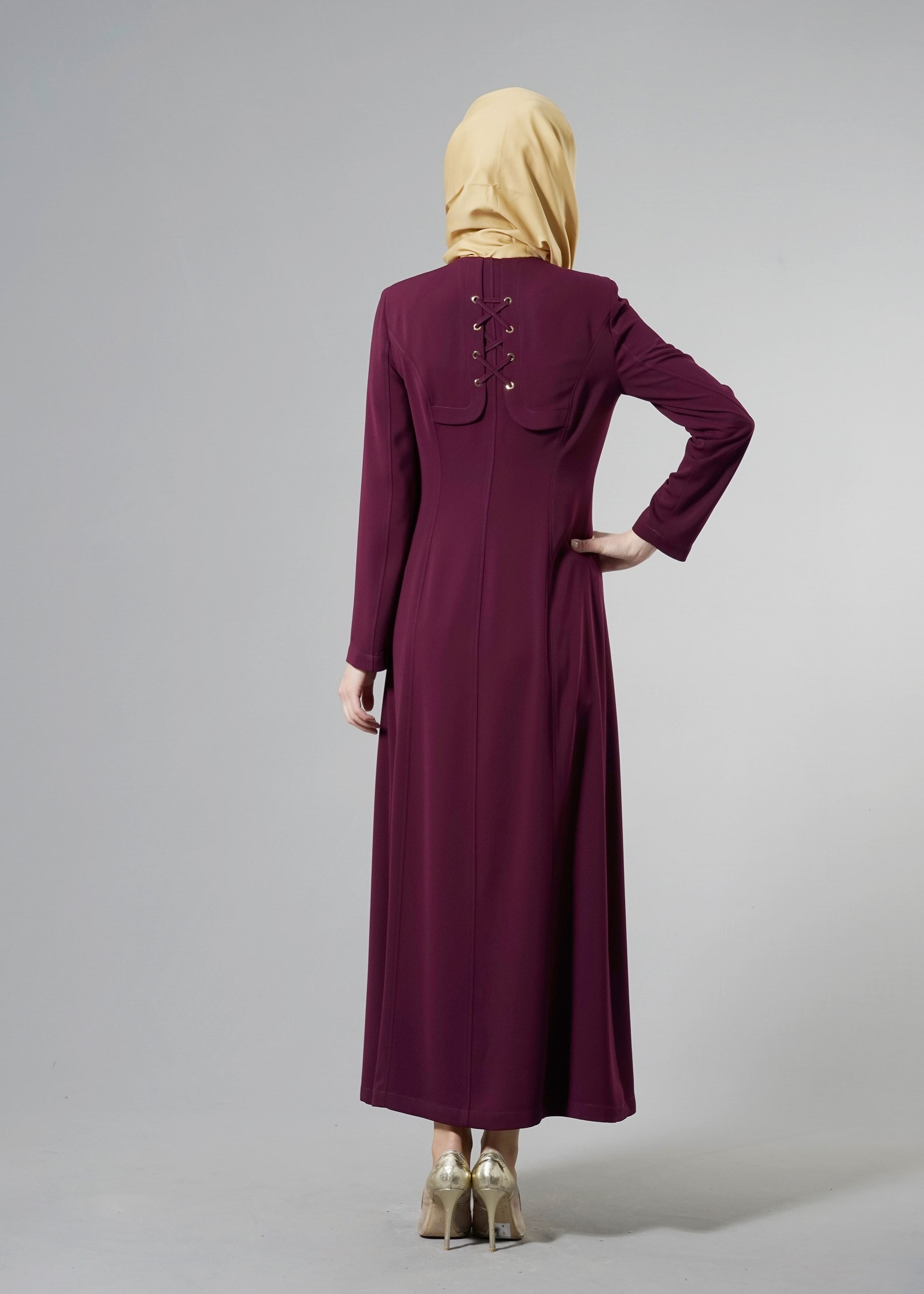 Tesettür giyim MÜRDÜM SIRTI KUŞGÖZÜ DETAYLI PARDESÜ 1831 