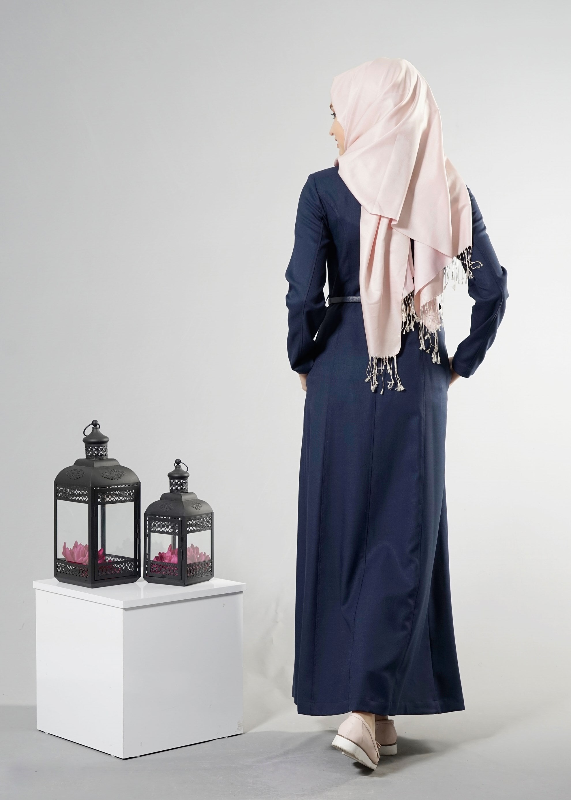 Tesettür giyim LACİVERT HAKİM YAKA PARDESÜ 1834